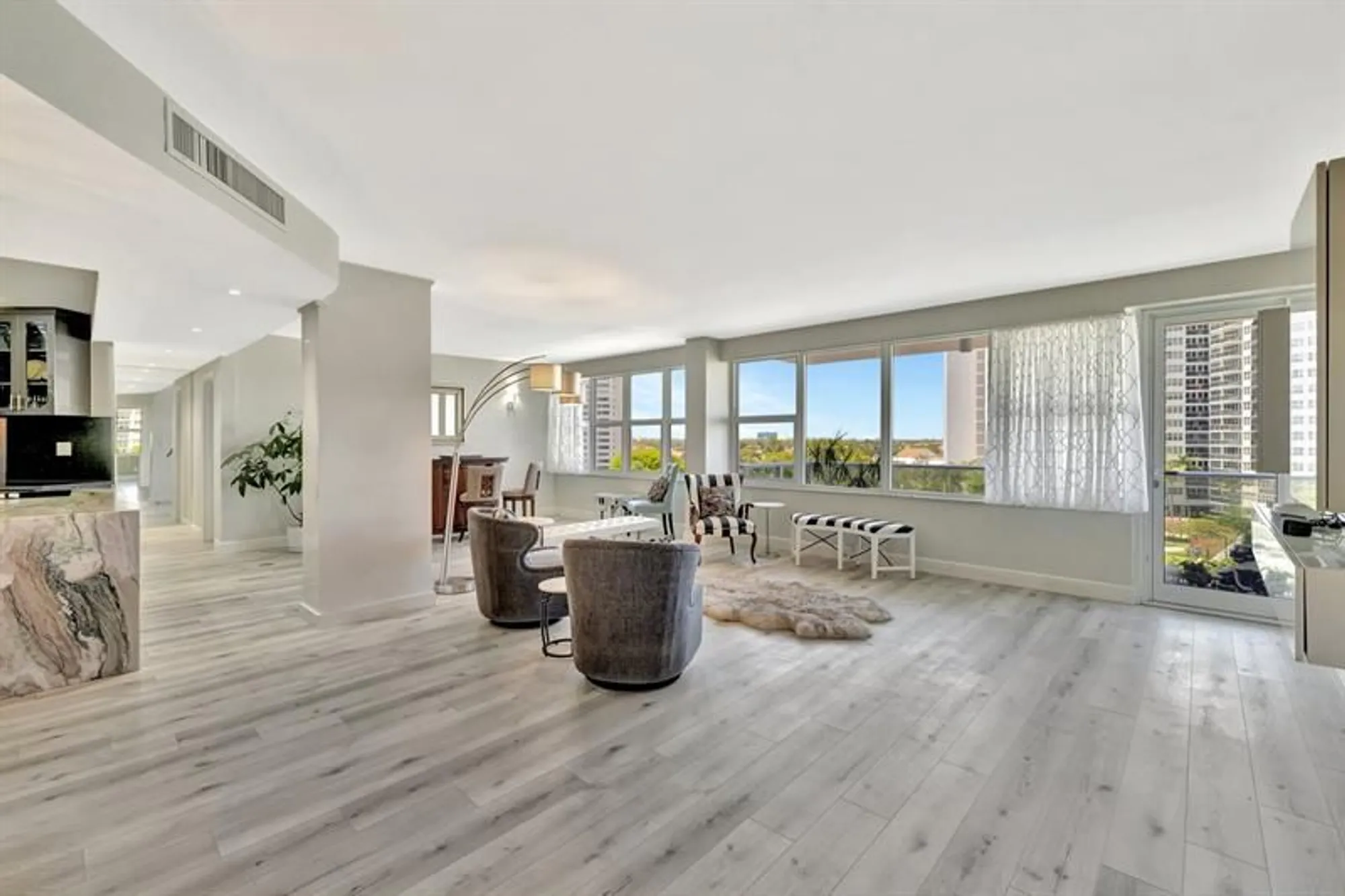 Property Slideshow image 2 of 50 | 3333 ne 34th st 608, Fort Lauderdale, FL, 33308