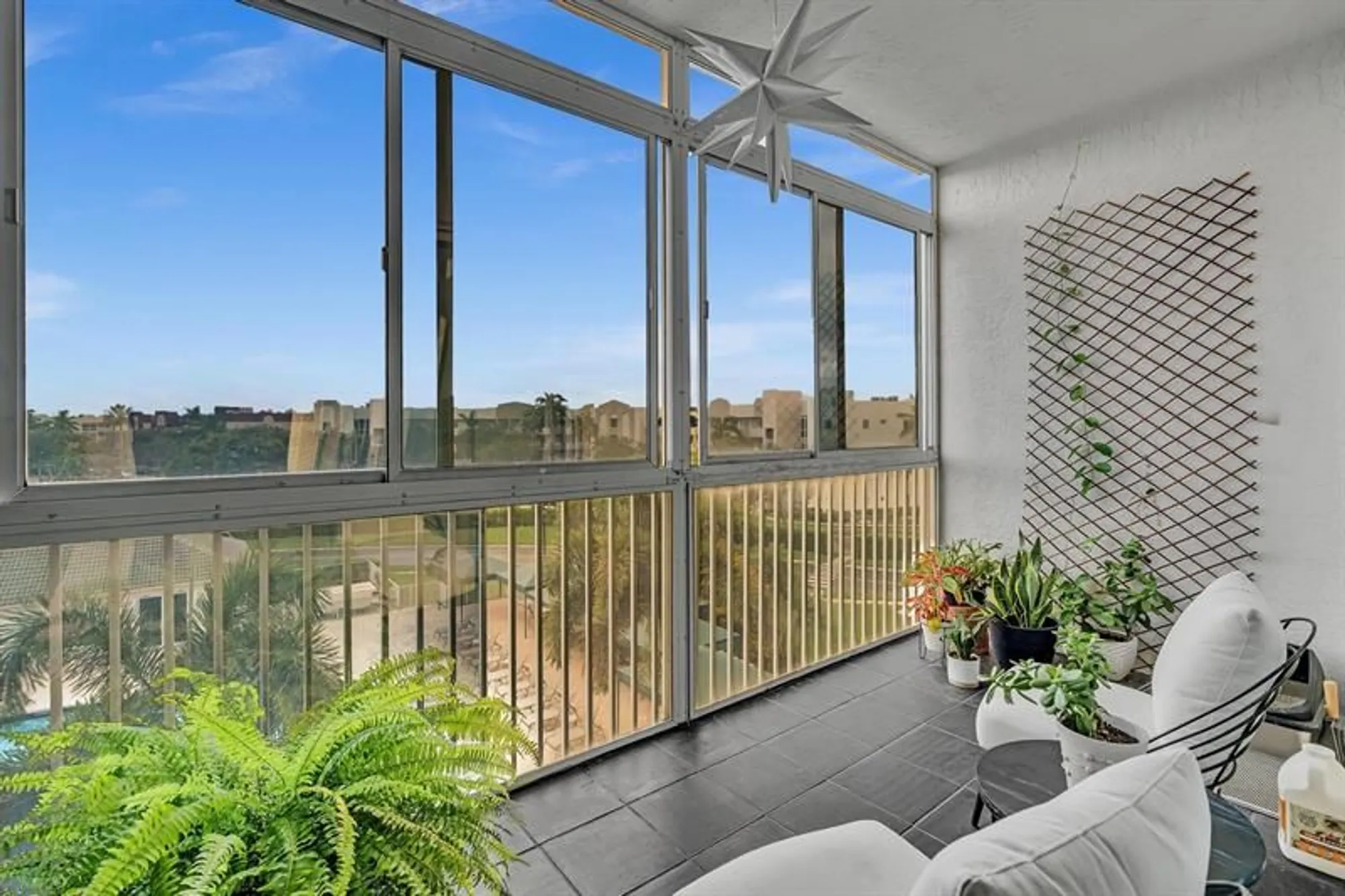 Property Slideshow image 48 of 82 | 7775 southampton ter 405, Tamarac, FL, 33321