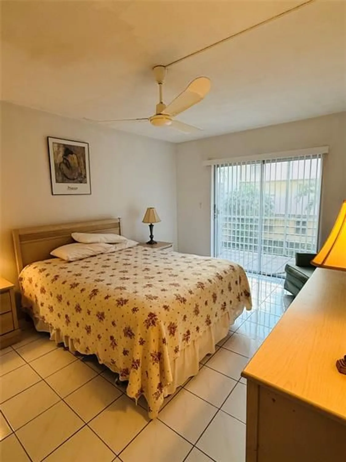 Property Slideshow image 11 of 18 | 3081 nw 47th ter 206, Lauderdale Lakes, FL, 33313