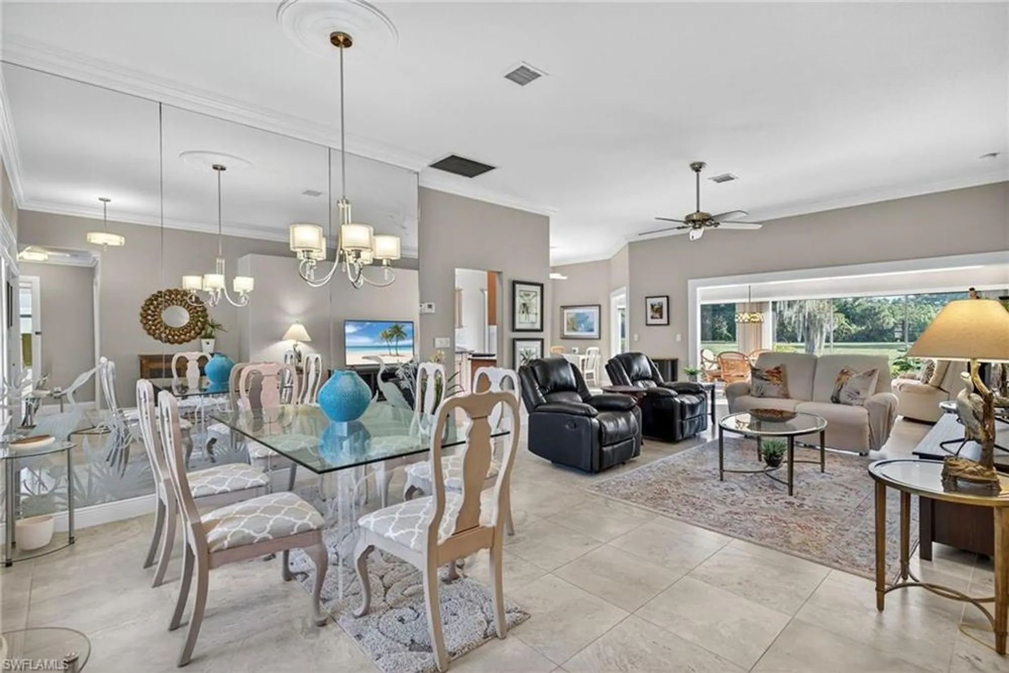 Property Slideshow image 10 of 27 | 150 estelle dr, Naples, FL, 34112