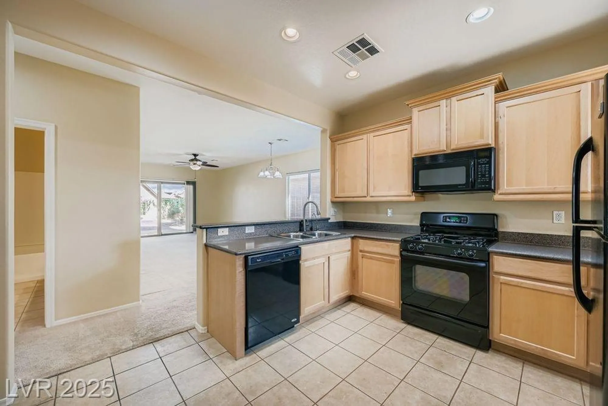 Property Slideshow image 5 of 19 | 6090 falconer ave, Las Vegas, NV, 89122