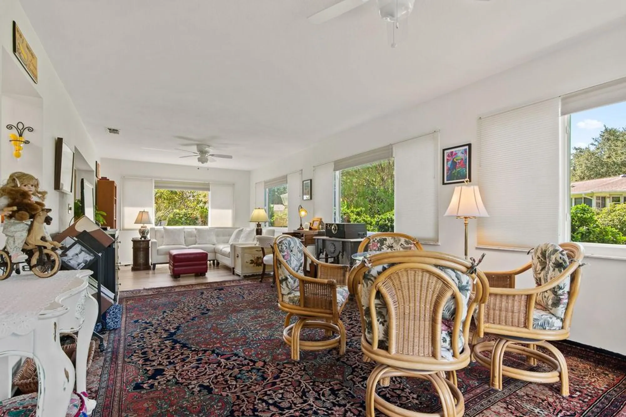 Property Slideshow image 14 of 45 | 1212 timberbrooke dr, Palm Harbor, FL, 34684