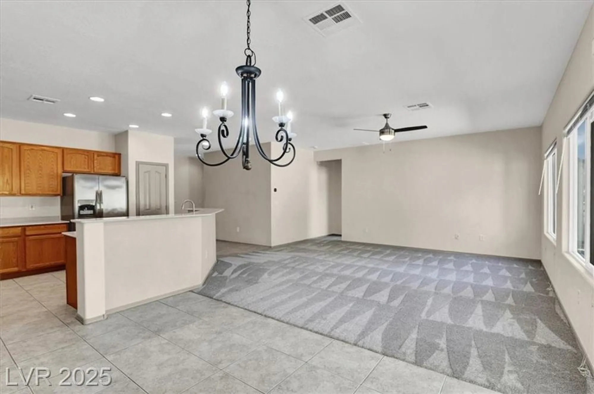 Property Slideshow image 5 of 52 | 7839 lyrebird dr, North Las Vegas, NV, 89084