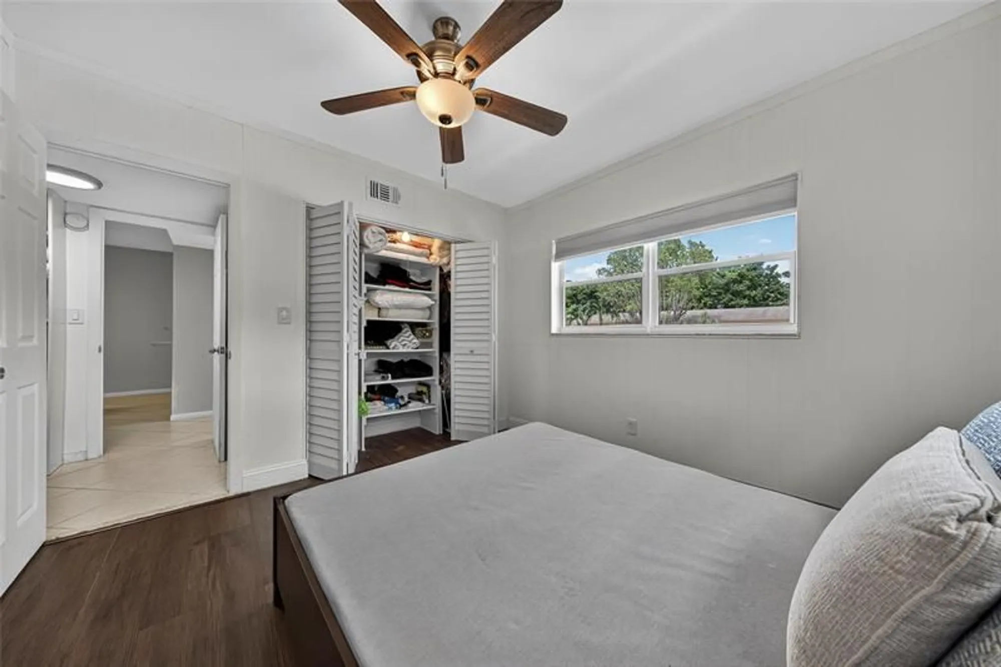 Property Slideshow image 7 of 44 | 7610 nw 1st st 201, Margate, FL, 33063