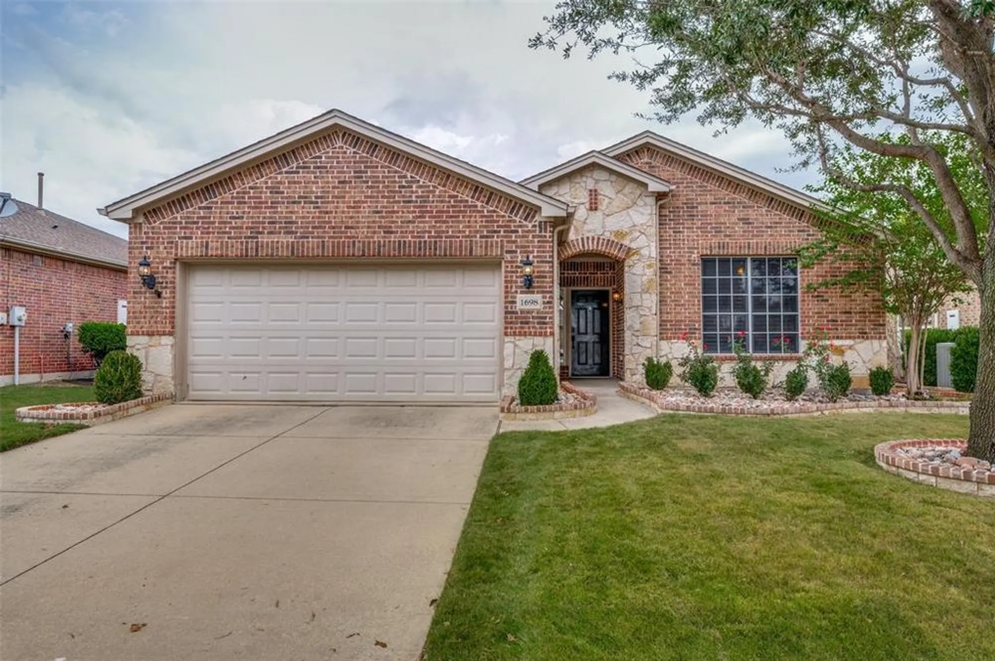 Property Slideshow image 1 of 26 | 1698 overwood dr, Frisco, TX, 75036