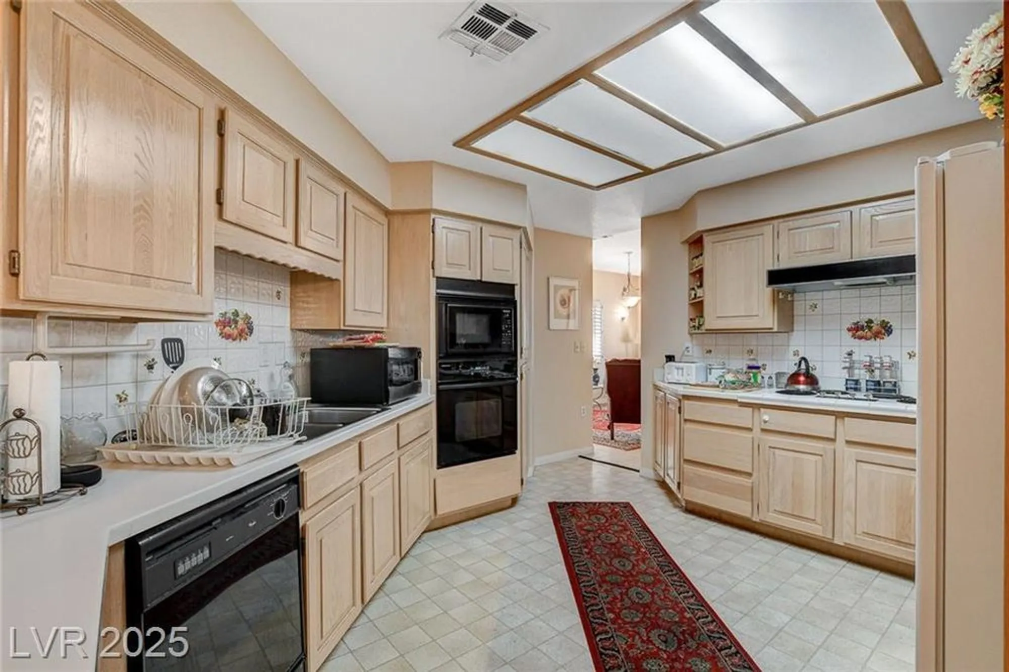Property Slideshow image 25 of 63 | 352 mill hollow rd, Las Vegas, NV, 89107