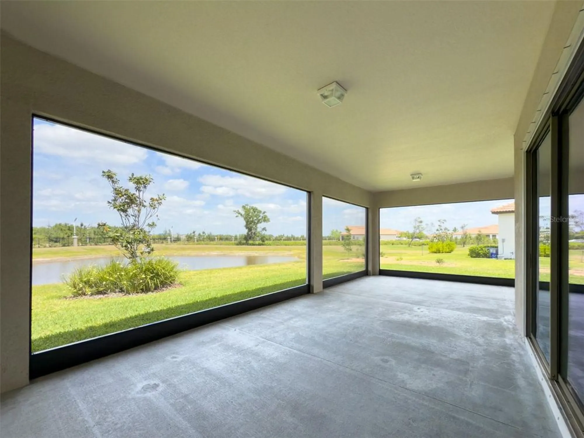 Property Slideshow image 40 of 80 | 5329 windy grove dr, Wimauma, FL, 33598
