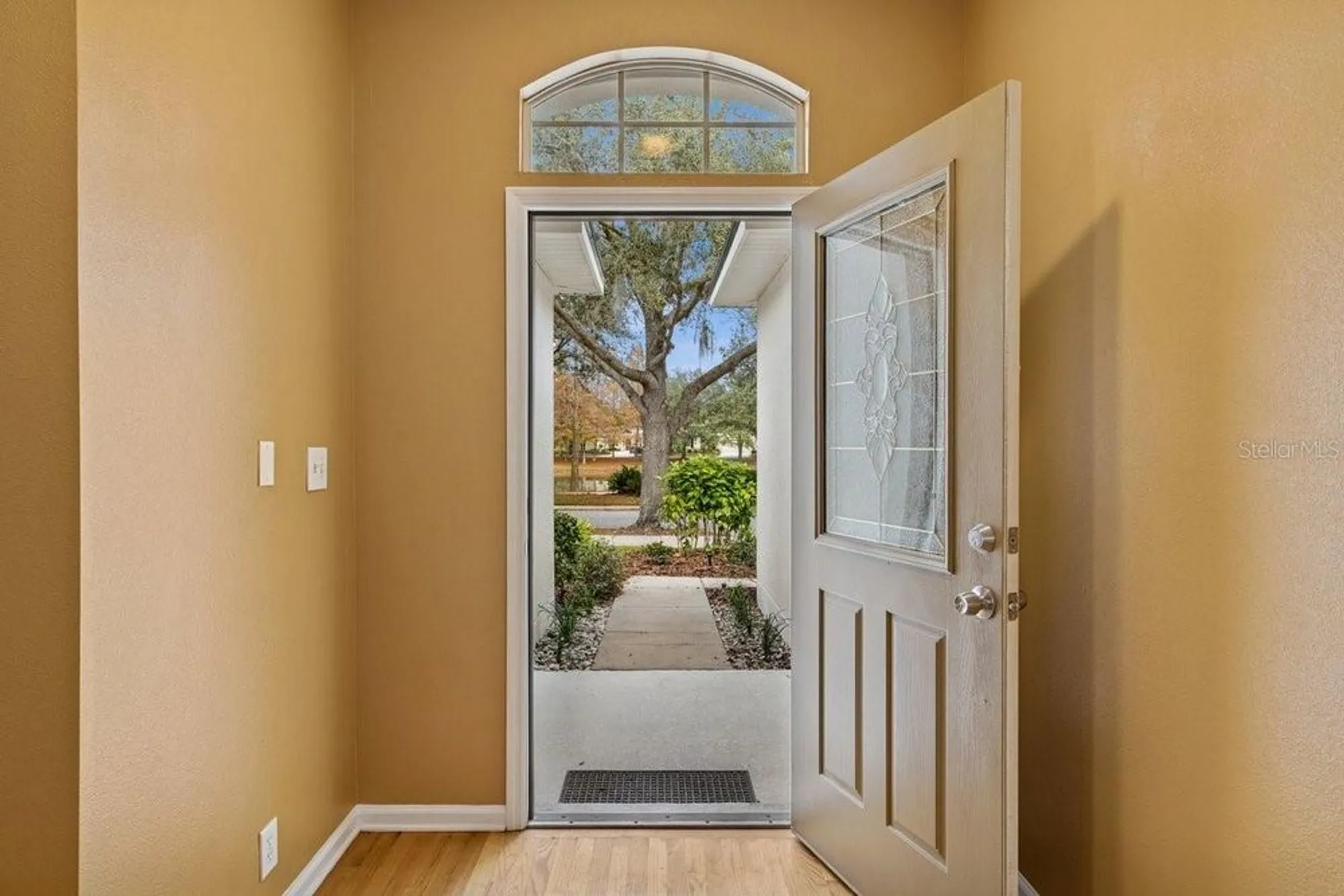 Property Slideshow image 6 of 44 | 902 heron point cir, Deland, FL, 32724