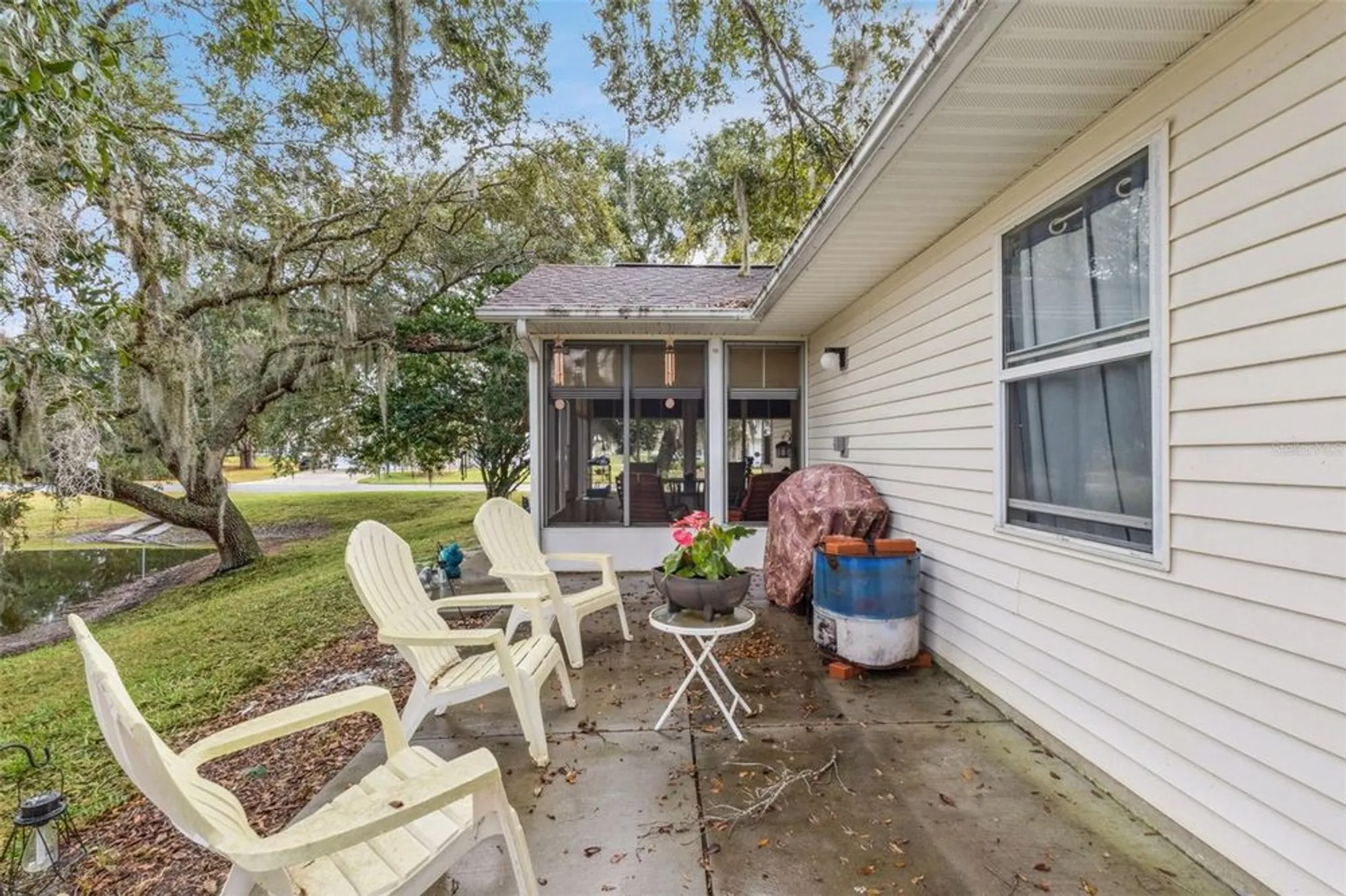 Property Slideshow image 23 of 73 | 26320 evert st, Leesburg, FL, 34748
