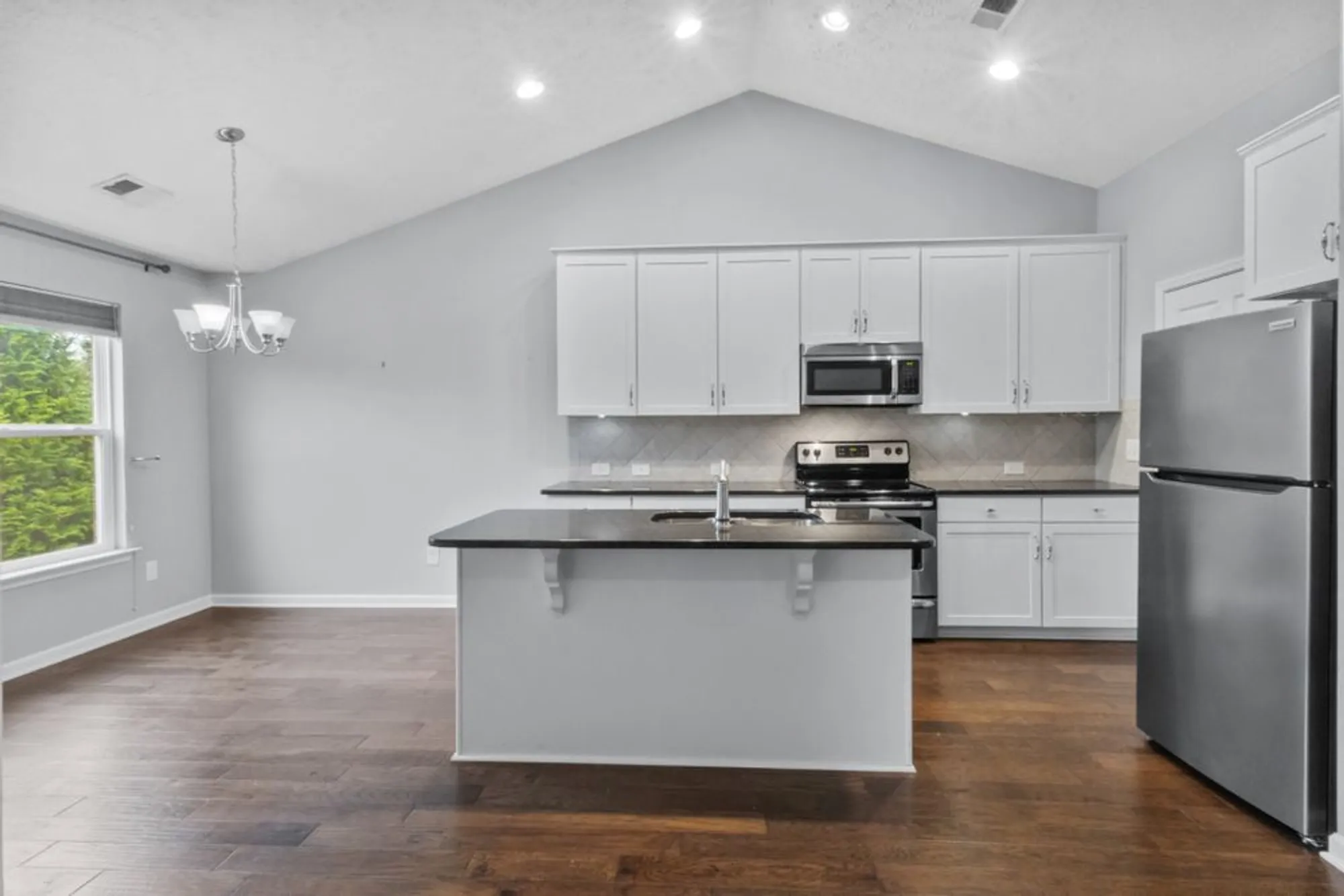 Property Slideshow image 14 of 34 | 395 devon chase hl 6501, Gallatin, TN, 37066