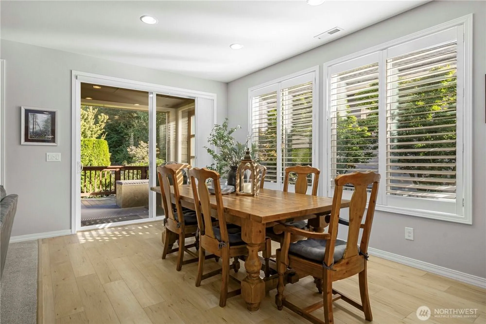 Property Slideshow image 11 of 33 | 14613 knoll park ct, Bonney Lake, WA, 98391