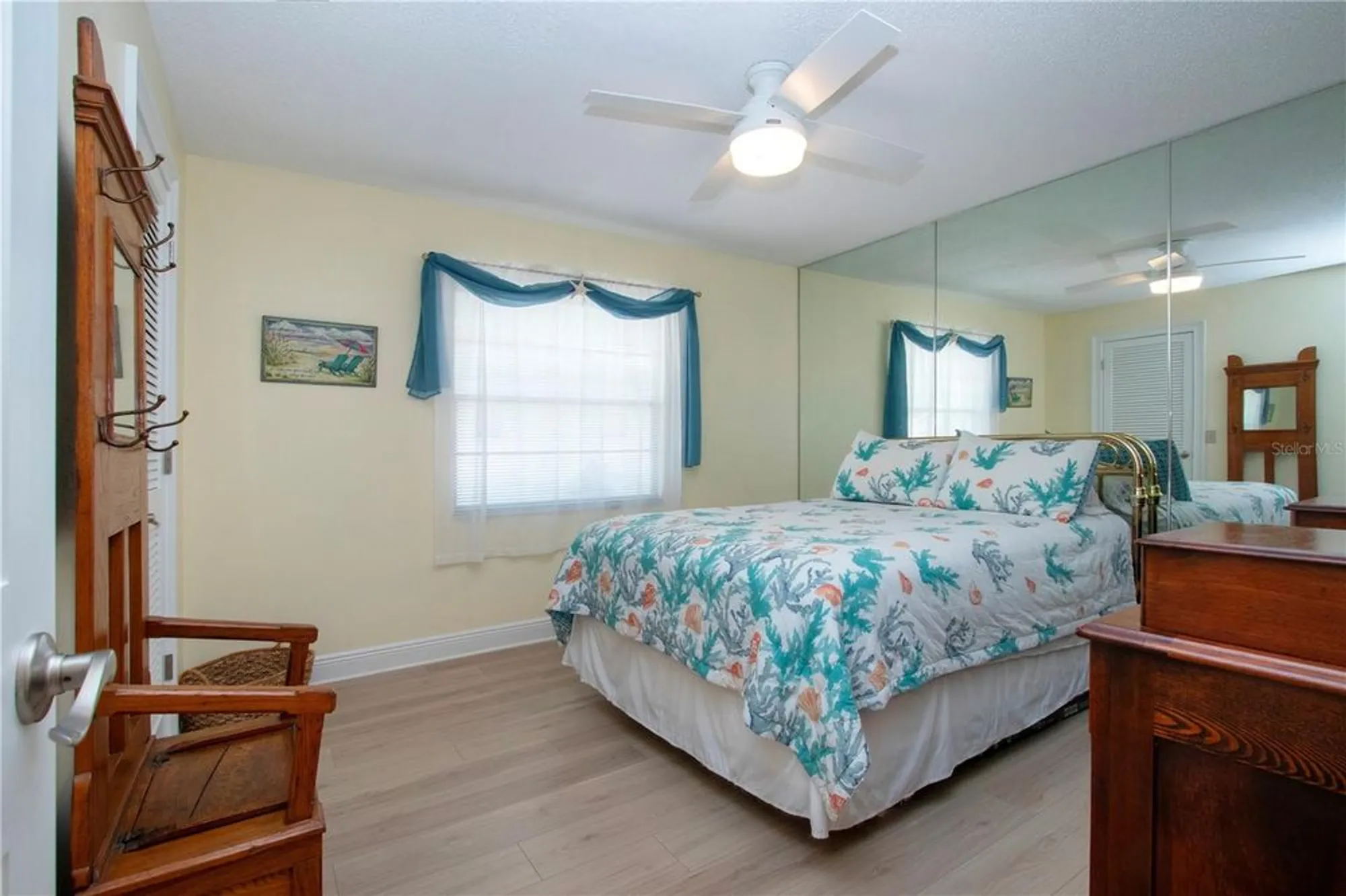 Property Slideshow image 52 of 69 | 2016 east view dr, Sun City Center, FL, 33573