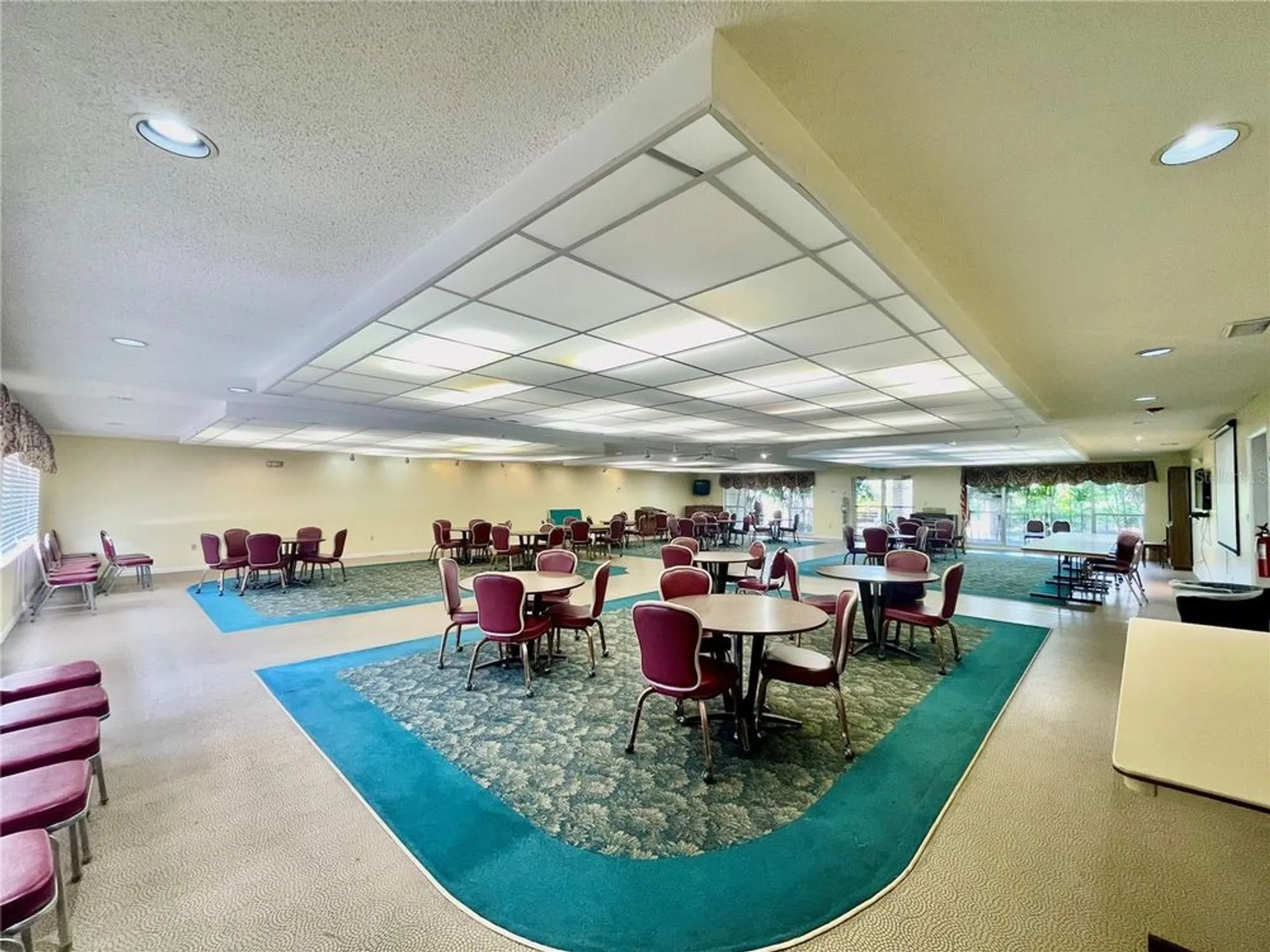 Property Slideshow image 61 of 73 | 5623 80th st n unit 406, Saint Petersburg, FL, 33709