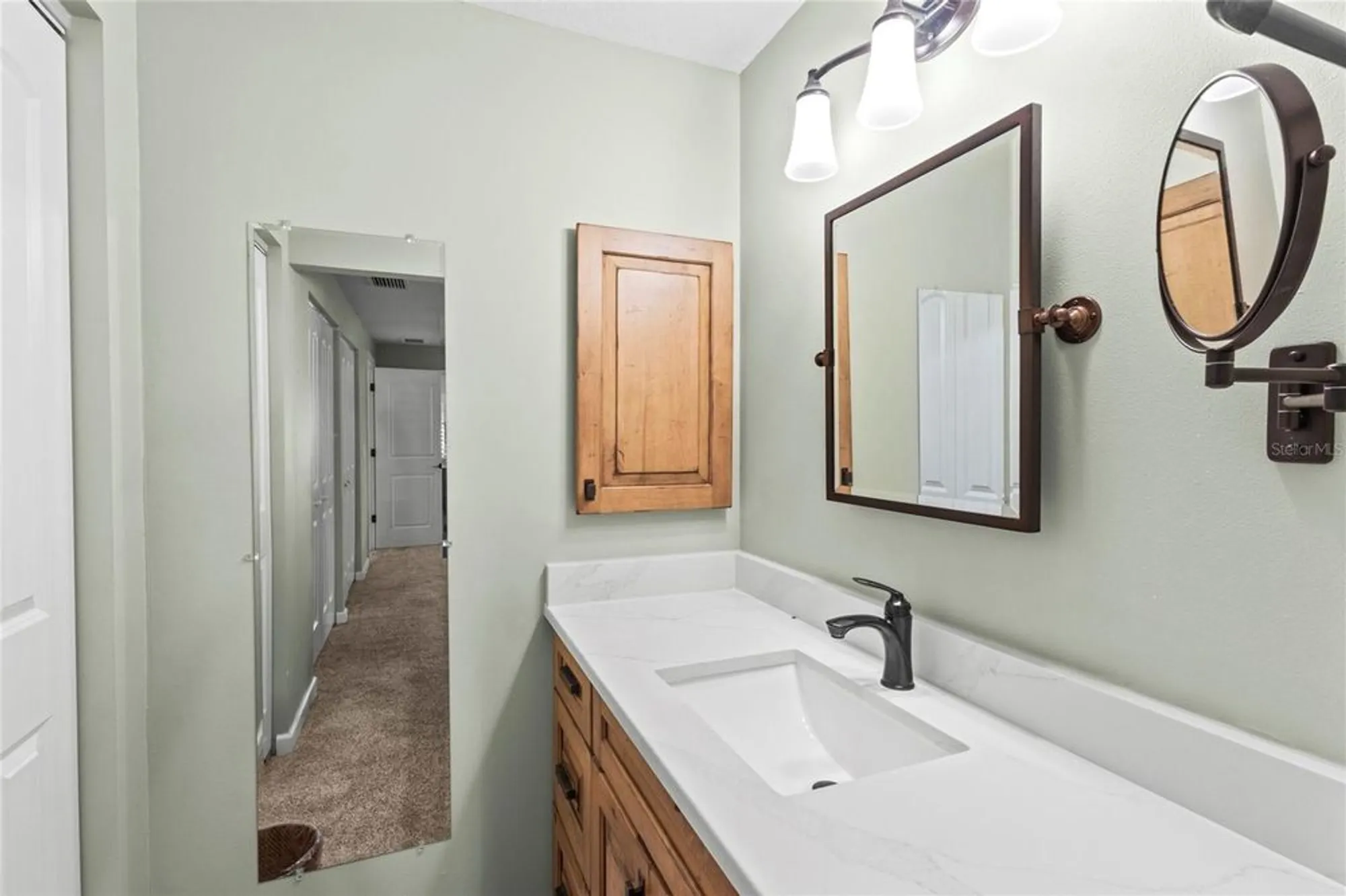 Property Slideshow image 20 of 38 | 7143 fairway bend ln, Sarasota, FL, 34243