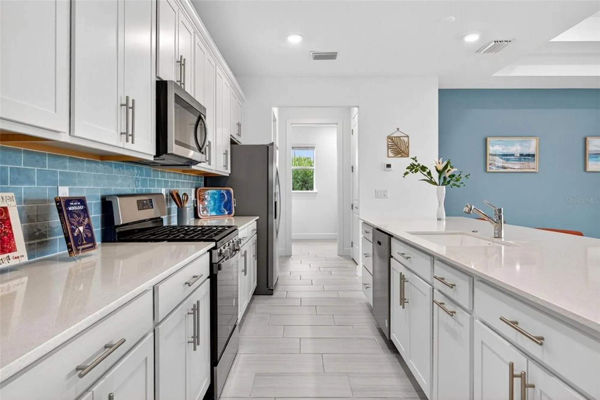 Property Slideshow image 24 of 88 | 26536 key sands st, Englewood, FL, 34223