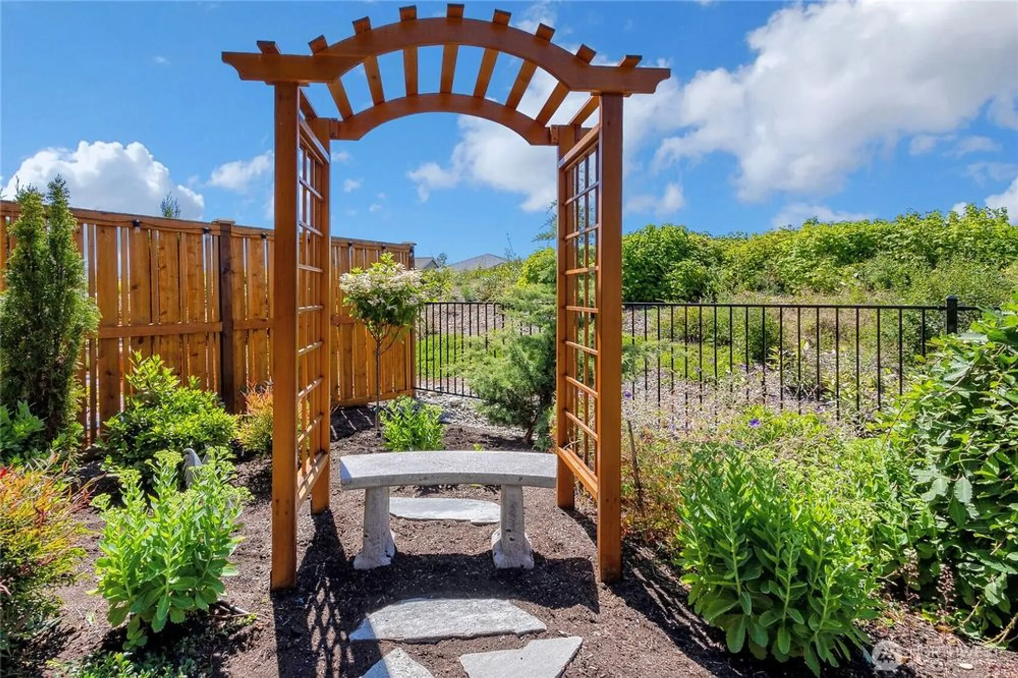 Property Slideshow image 17 of 40 | 14808 182nd ave e unit e, Bonney Lake, WA, 98391