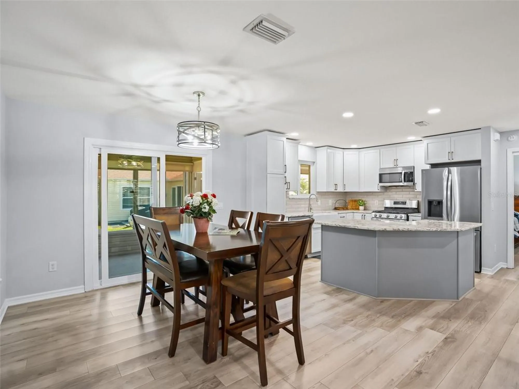 Property Slideshow image 13 of 54 | 17937 se 83rd pineland ter, The Villages, FL, 32162