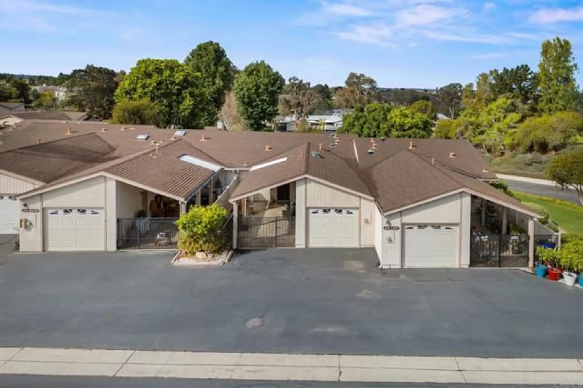 Property Slideshow image 15 of 19 | 4395 albatross way, Oceanside, CA, 92057