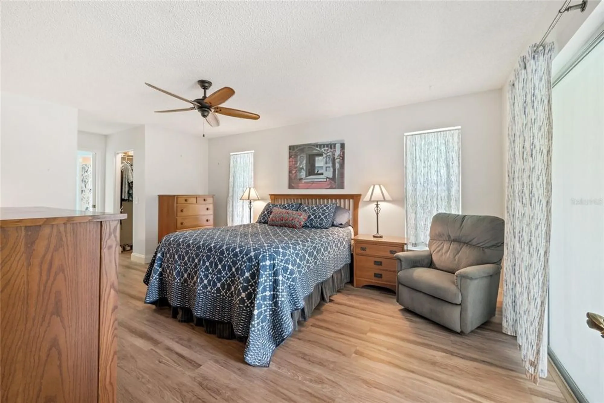 Property Slideshow image 14 of 50 | 3948 tarpon pointe cir, Palm Harbor, FL, 34684