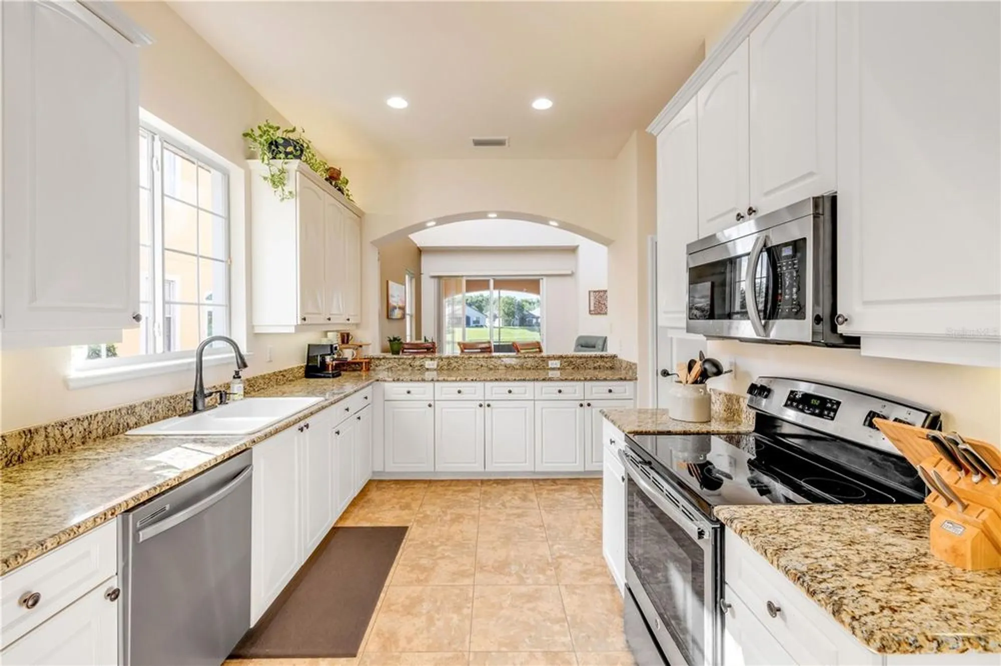 Property Slideshow image 19 of 60 | 3145 connemara dr, Ormond Beach, FL, 32174