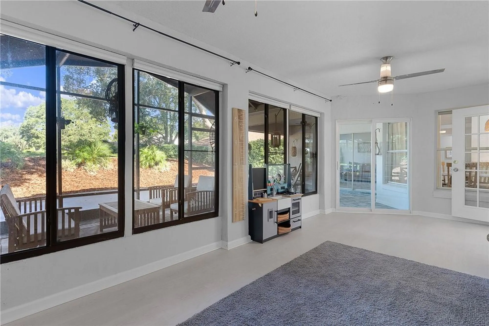 Property Slideshow image 33 of 86 | 5252 grove mnr, Lady Lake, FL, 32159