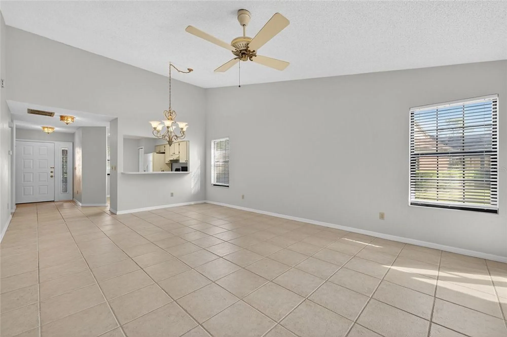 Property Slideshow image 17 of 29 | 256 palm sparrow ct, Daytona Beach, FL, 32119