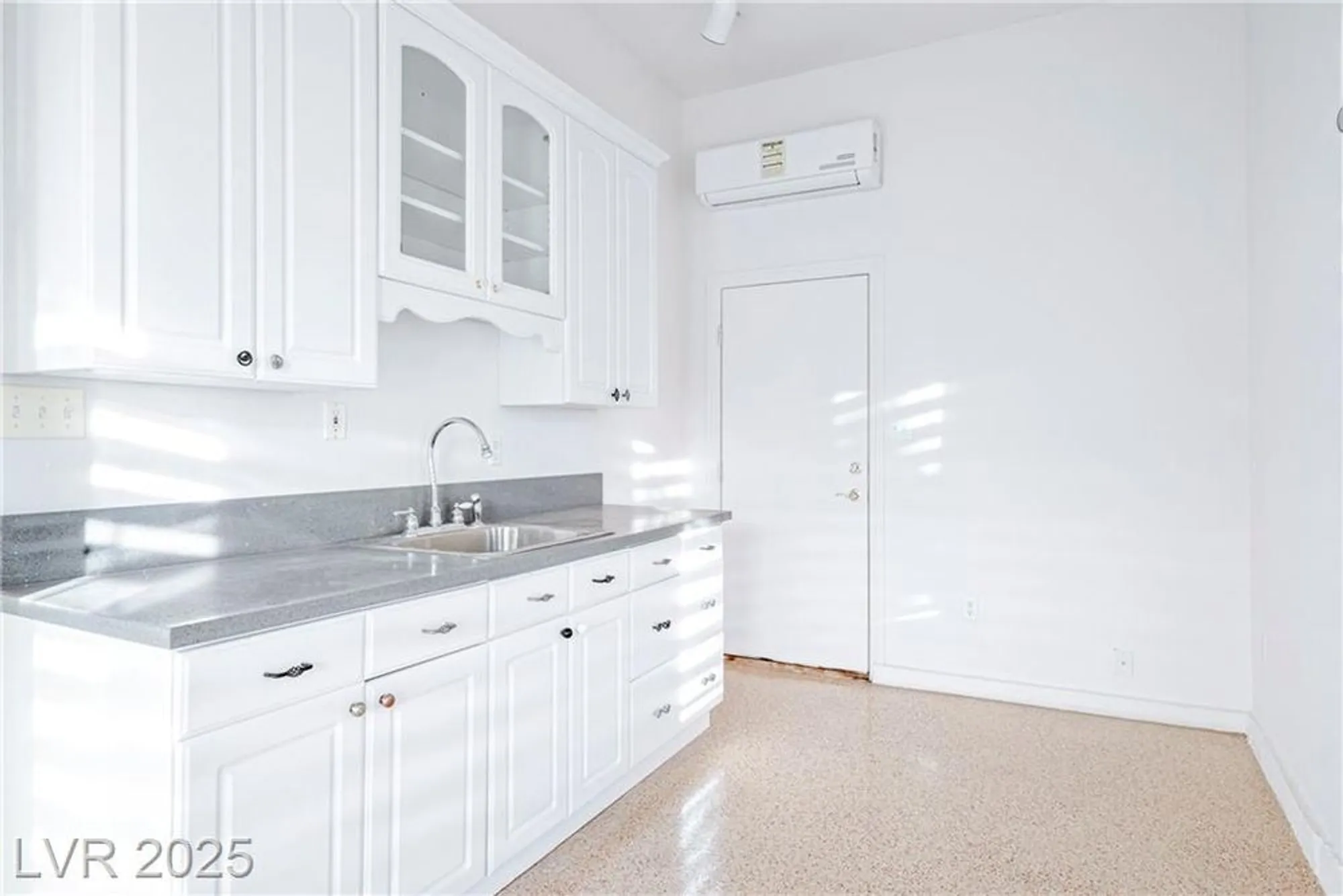 Property Slideshow image 32 of 46 | 10534 mandarino ave, Las Vegas, NV, 89135