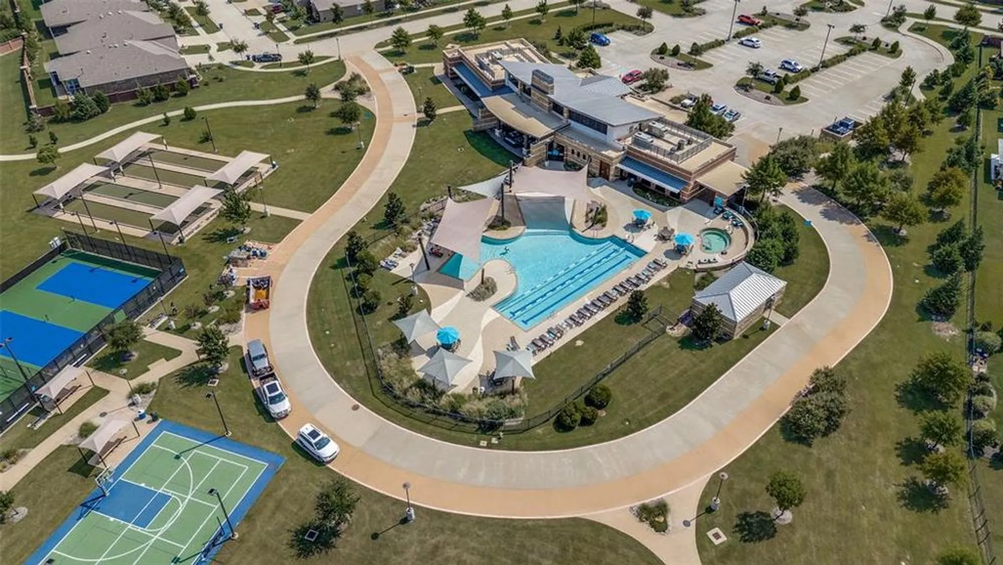 Property Slideshow image 32 of 33 | 2068 bentwater ln, Frisco, TX, 75036