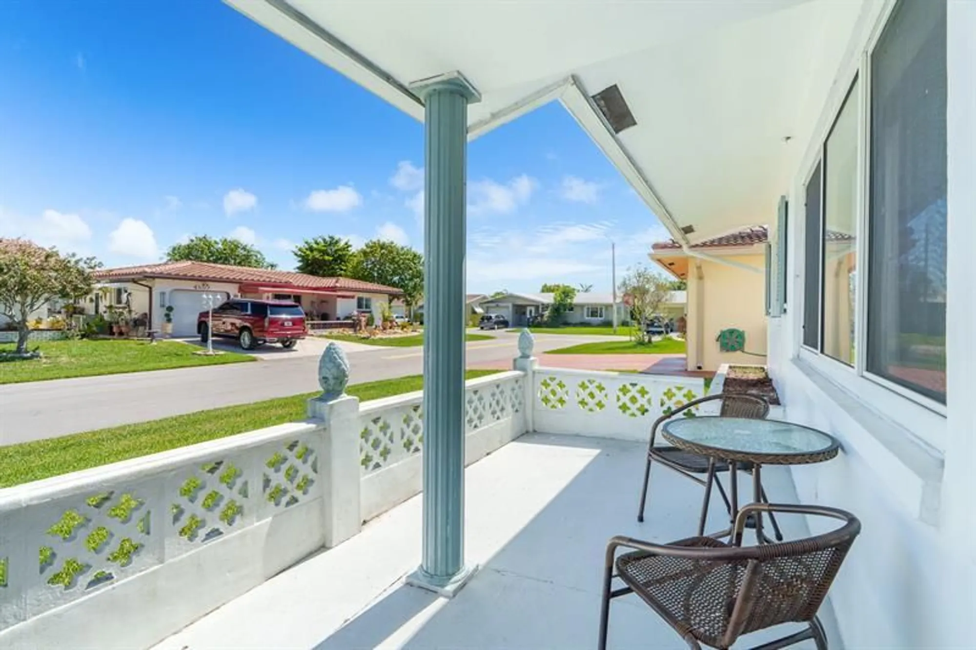 Property Slideshow image 34 of 35 | 4510 nw 49th ct, Tamarac, FL, 33319