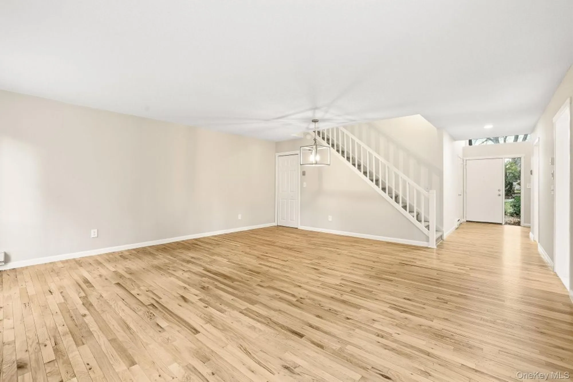 Property Slideshow image 5 of 42 | 390 heritage hls a, Somers, NY, 10589