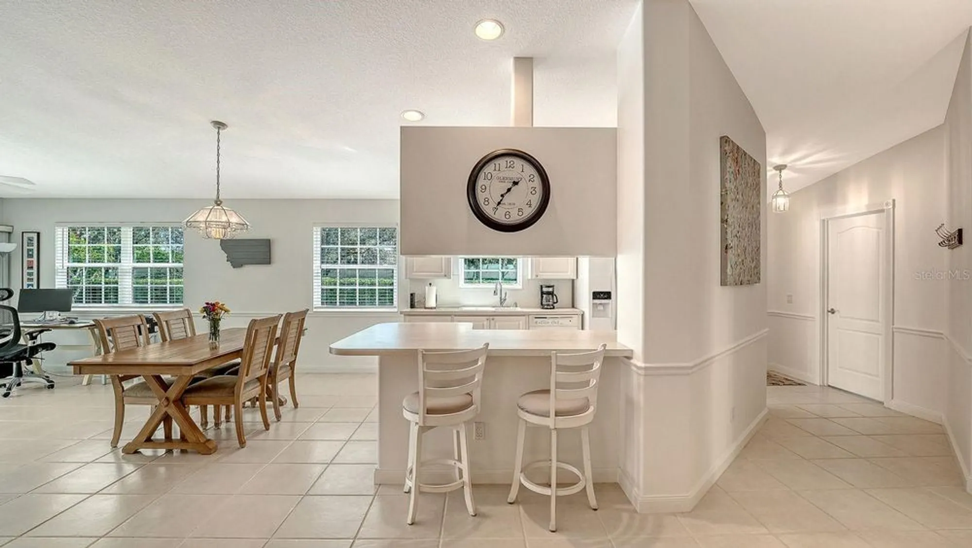 Property Slideshow image 20 of 71 | 8878 estepona ct, Sarasota, FL, 34238