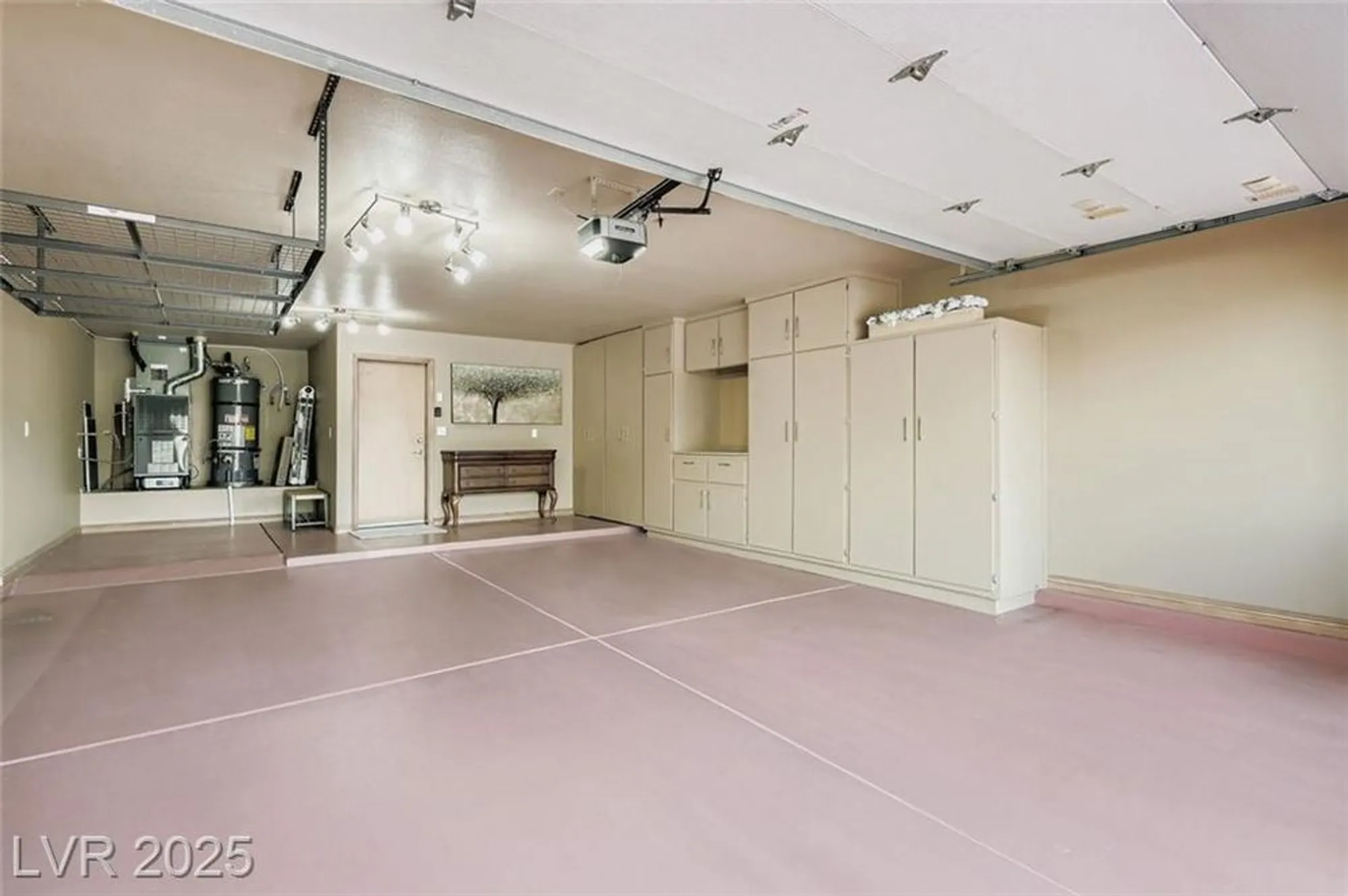 Property Slideshow image 31 of 32 | 9101 villa ridge dr, Las Vegas, NV, 89134