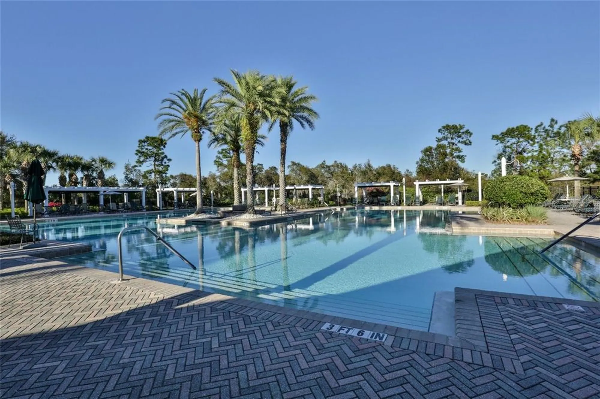 Property Slideshow image 31 of 32 | 1547 lambrook dr, Deland, FL, 32724