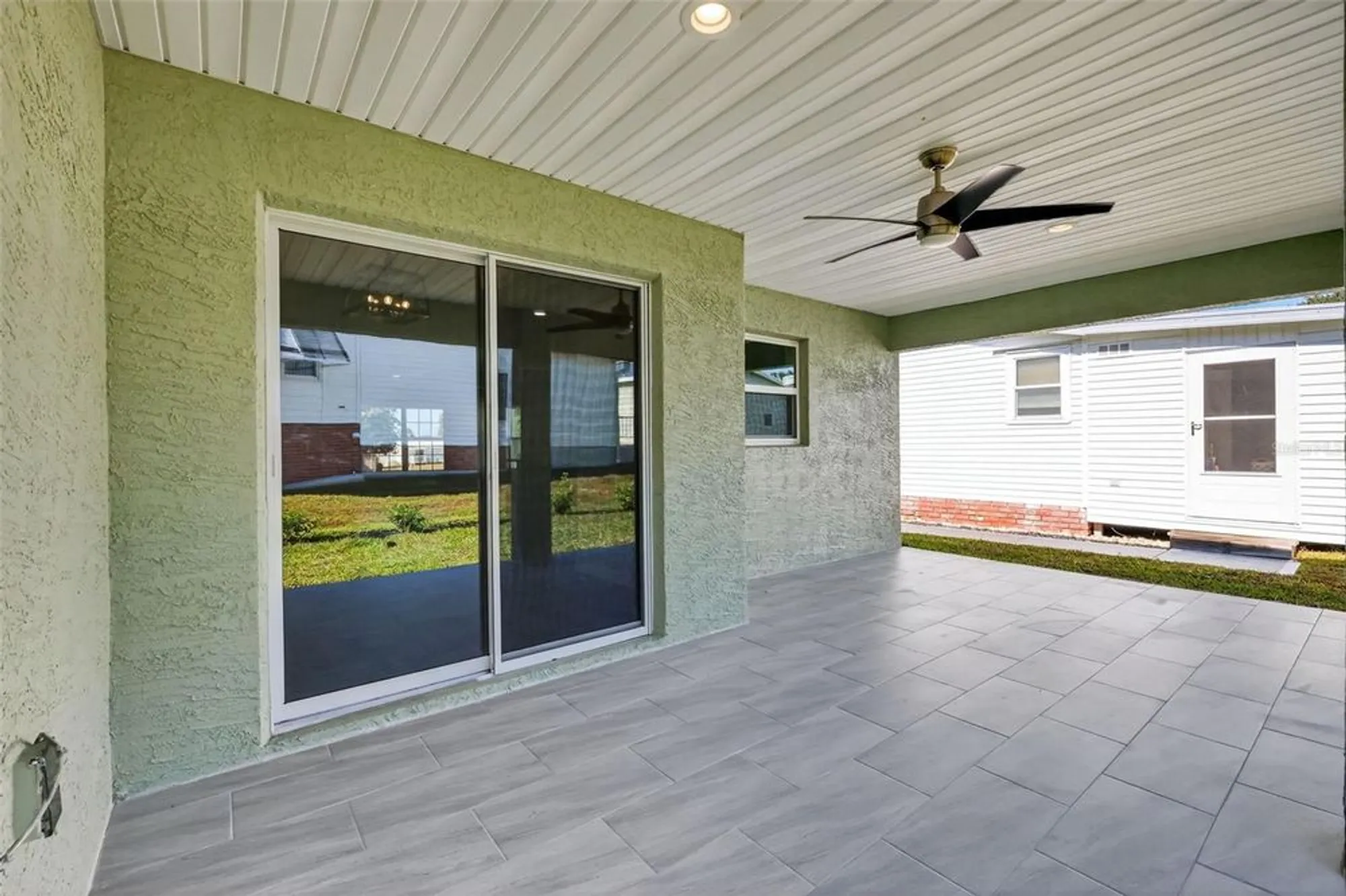 Property Slideshow image 31 of 36 | 1201 dustin dr, The Villages, FL, 32159