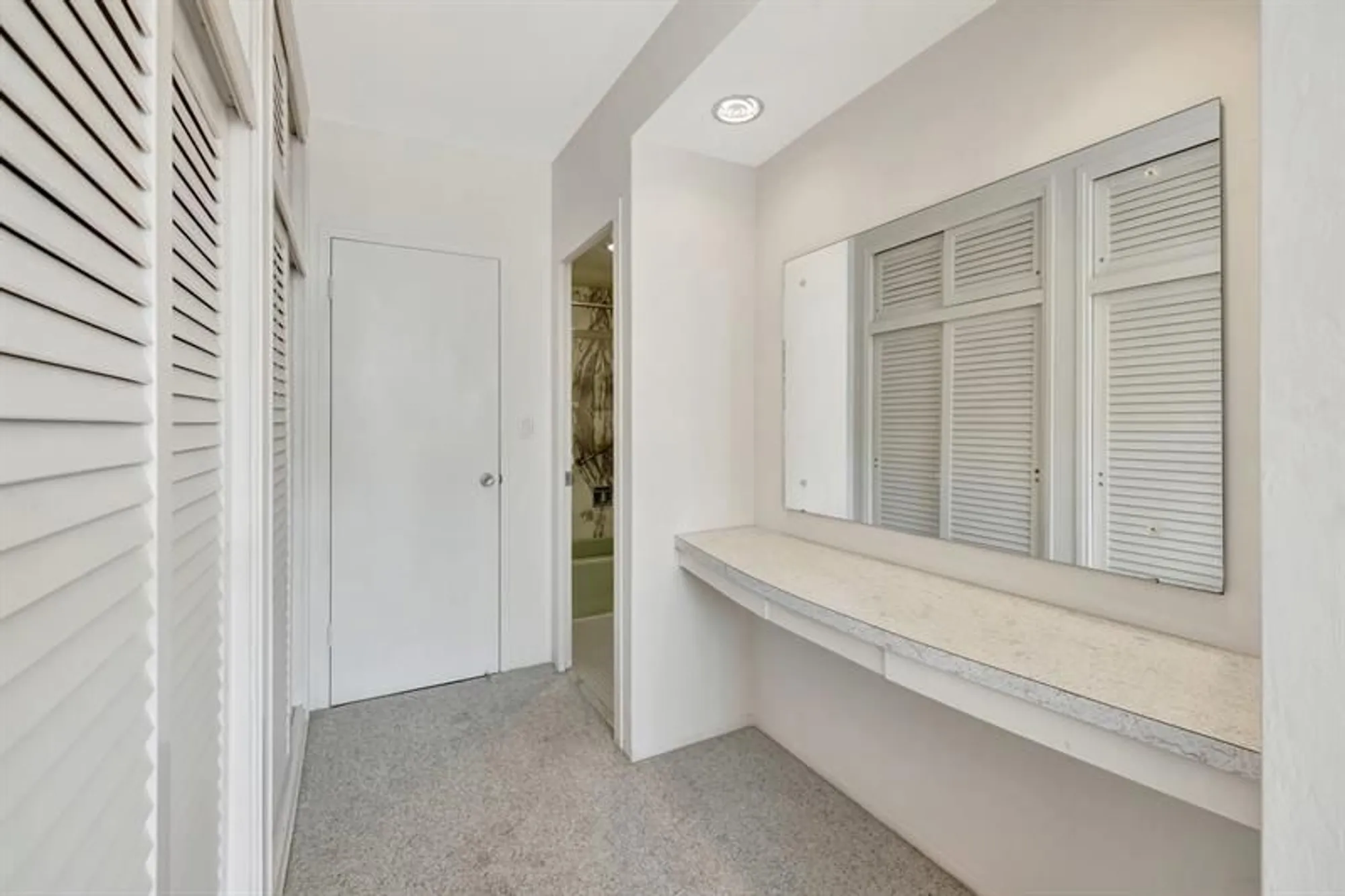 Property Slideshow image 23 of 47 | 3300 ne 36th st 609, Fort Lauderdale, FL, 33308