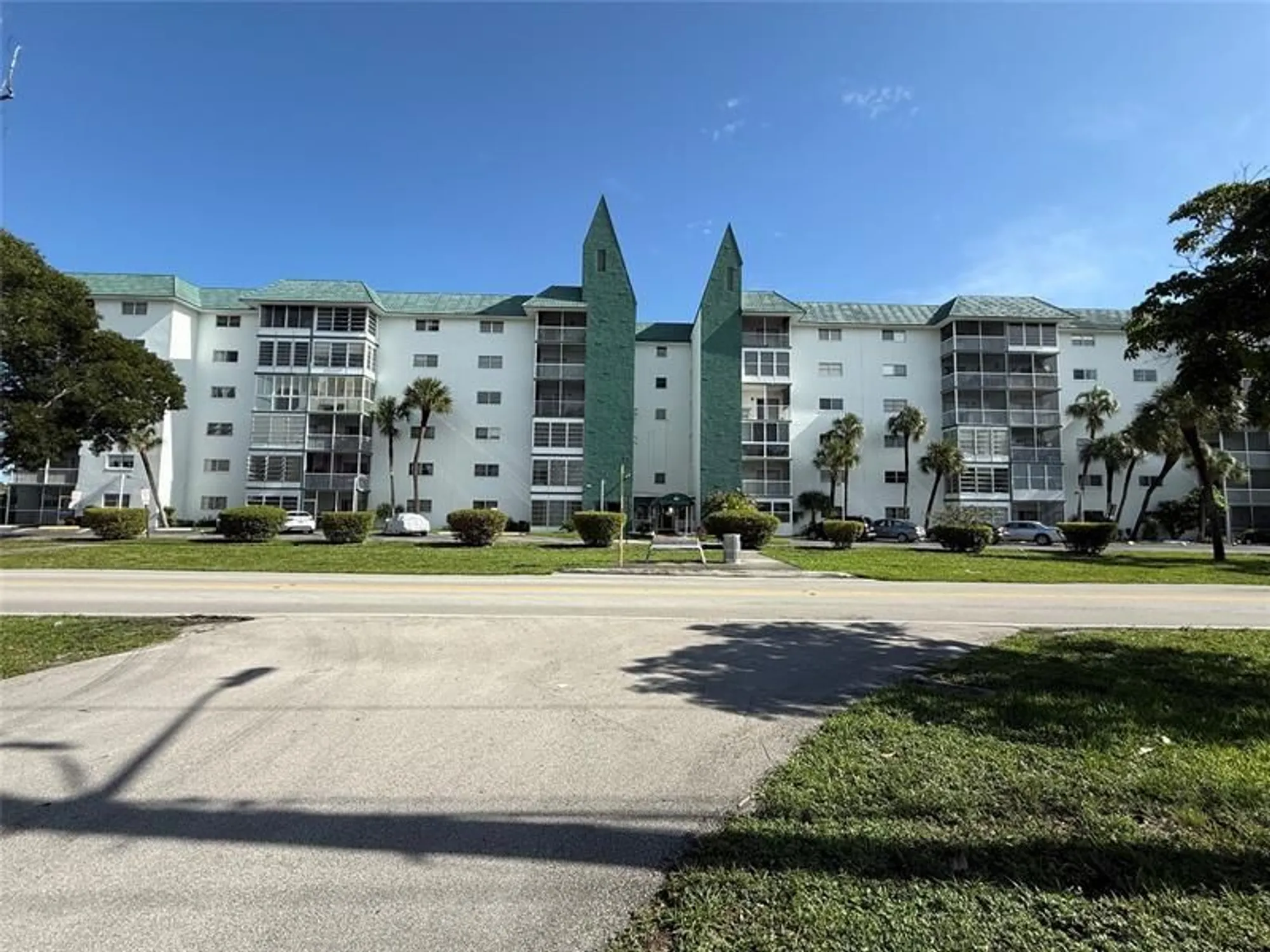 Property Slideshow image 3 of 20 | 4751 nw 21st st apt 216, Lauderhill, FL, 33313