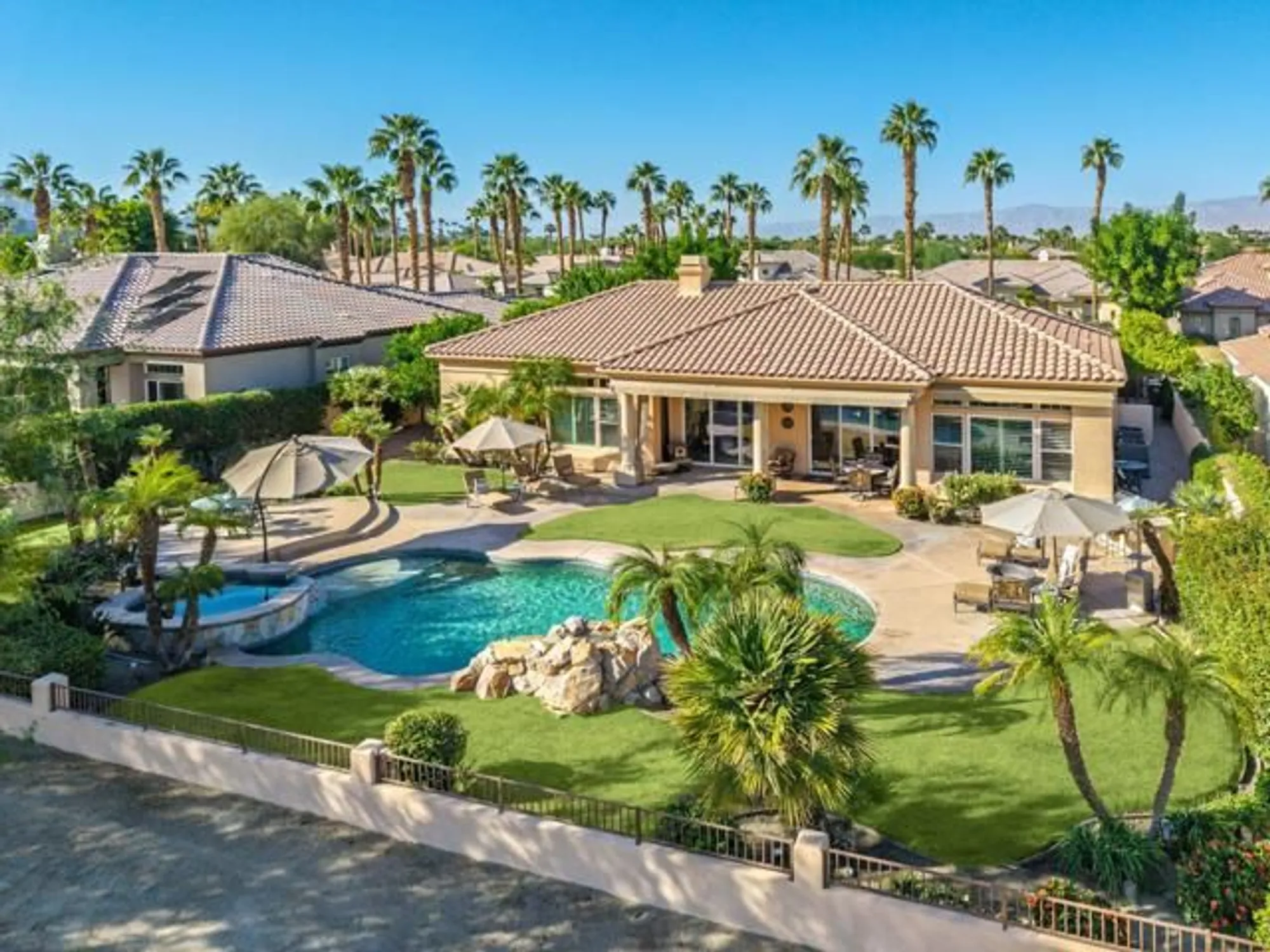 Property Slideshow image 1 of 47 | 81205 kingston heath, La Quinta, CA, 92253