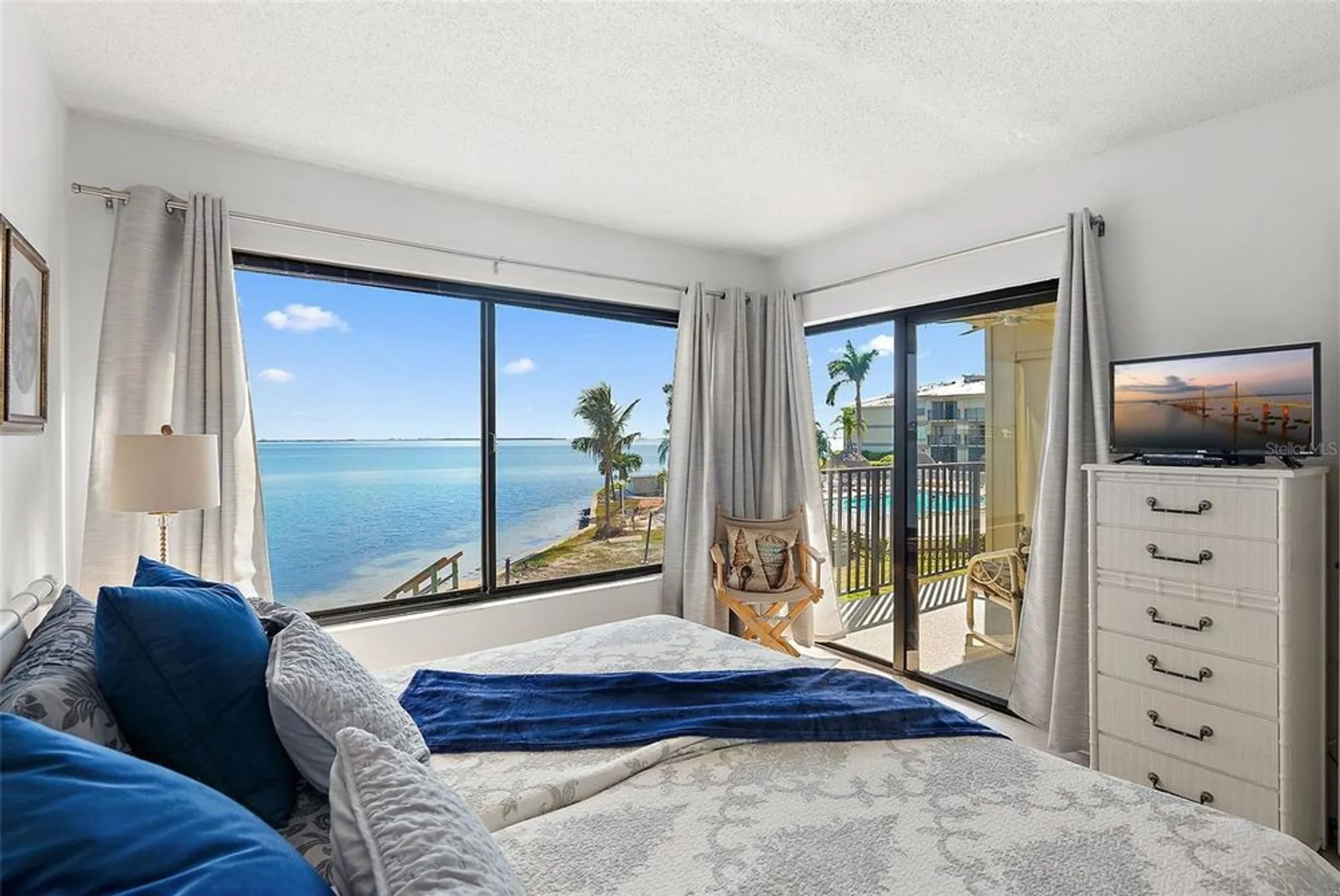 Property Slideshow image 18 of 42 | 6322 palma del mar blvd s apt 209, St Petersburg, FL, 33715