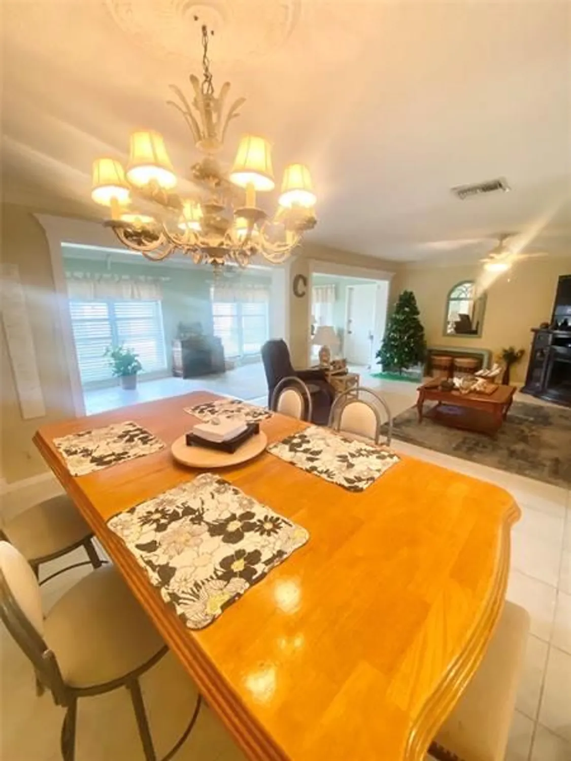 Property Slideshow image 2 of 11 | 1719 sw 19th ave, Deerfield Beach, FL, 33442