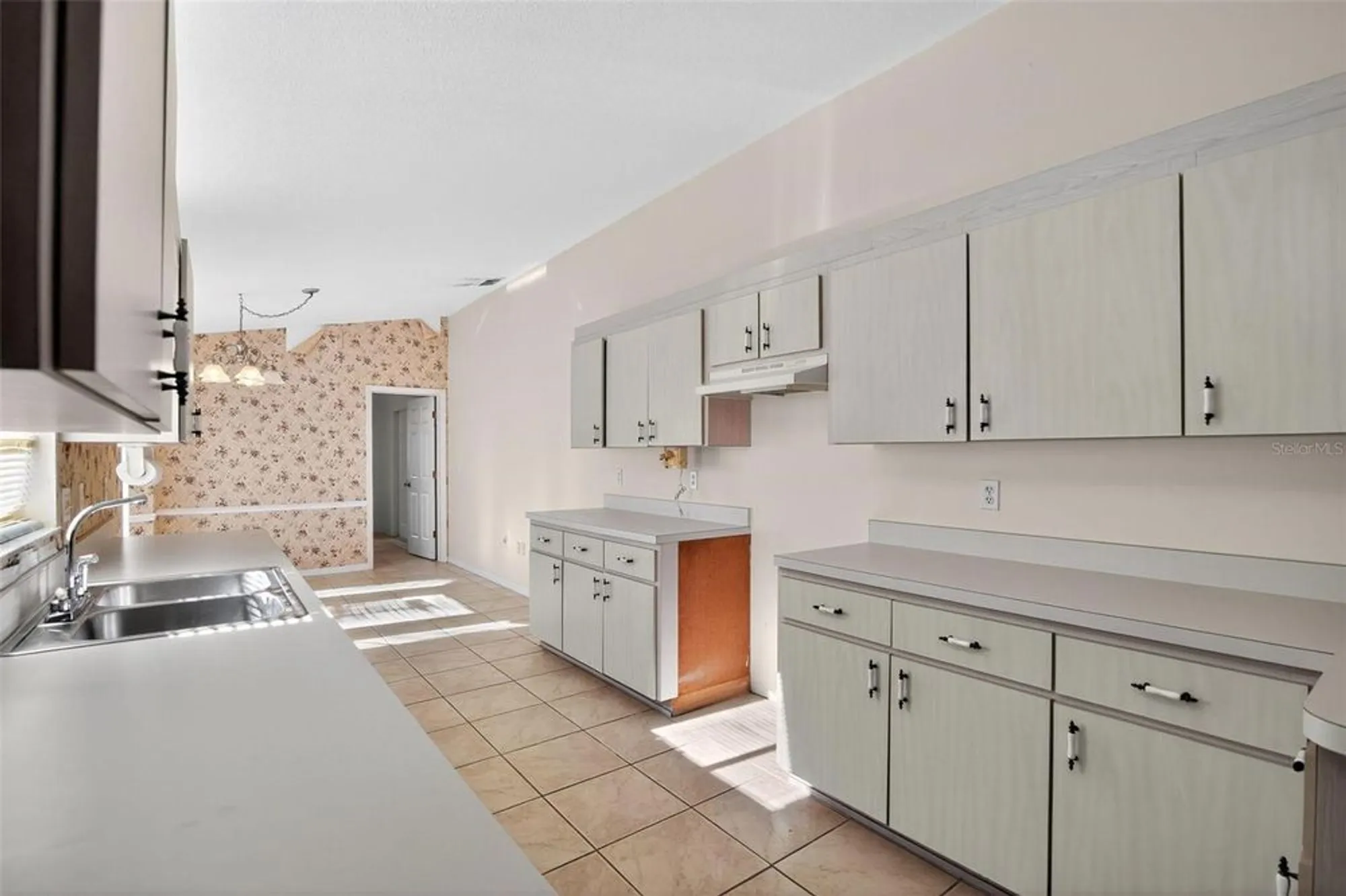 Property Slideshow image 15 of 27 | 13761 sw 115th cir, Dunnellon, FL, 34432