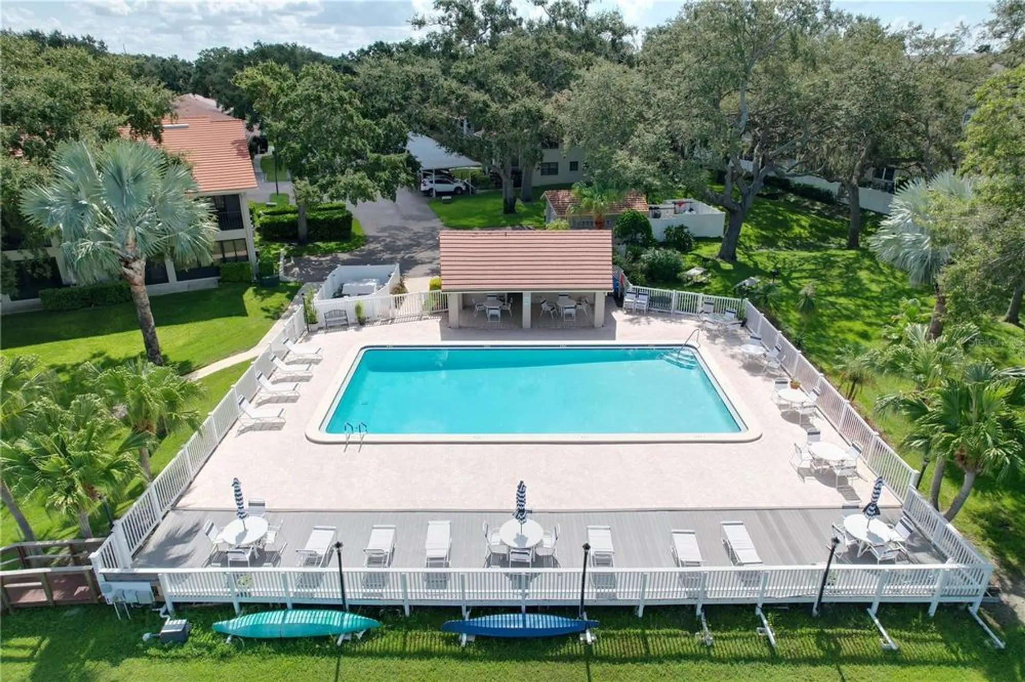 Property Slideshow image 55 of 59 | 2020 lakeview dr apt 203, Clearwater, FL, 33763