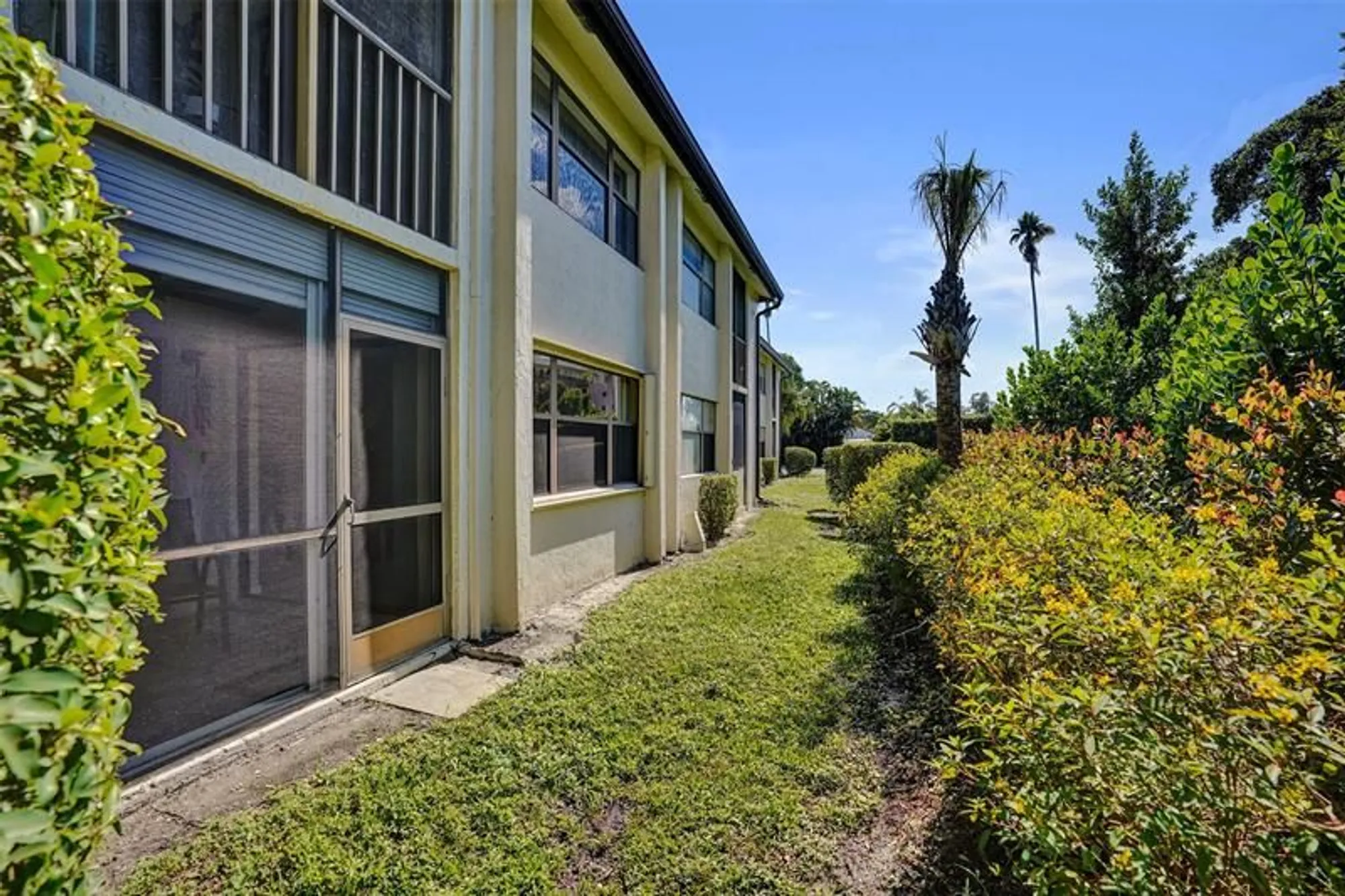 Property Slideshow image 58 of 78 | 7689 tahiti ln apt 104, Lake Worth, FL, 33467