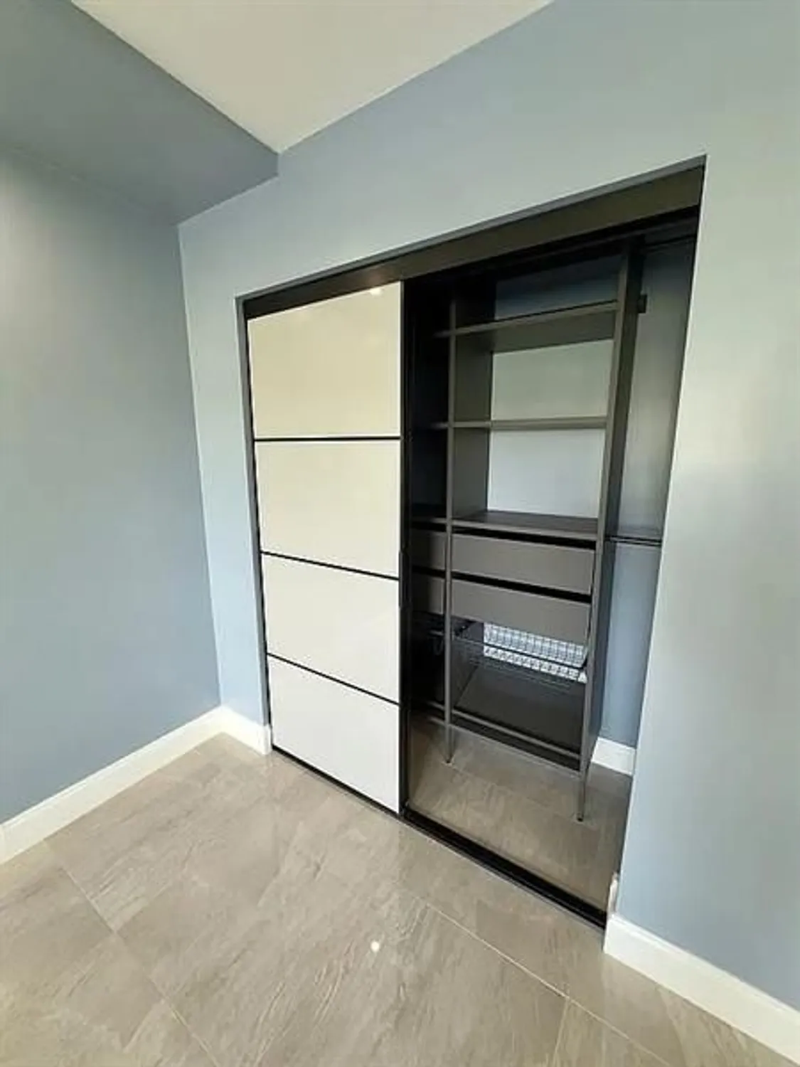 Property Slideshow image 16 of 43 | 3021 guildford b b, Boca Raton, FL, 33434