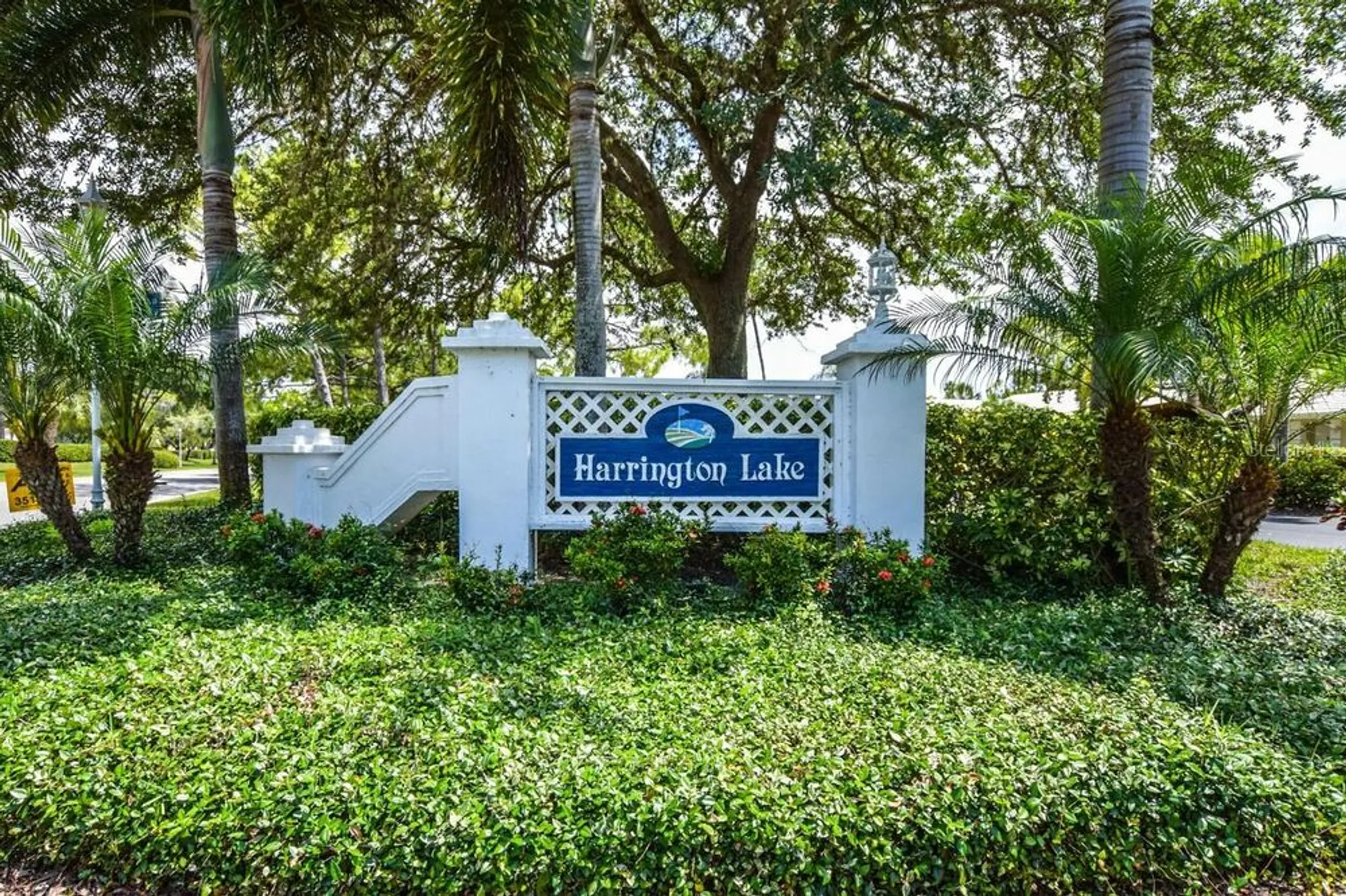 Property Slideshow image 43 of 57 | 745 harrington lake dr 30, Venice, FL, 34293