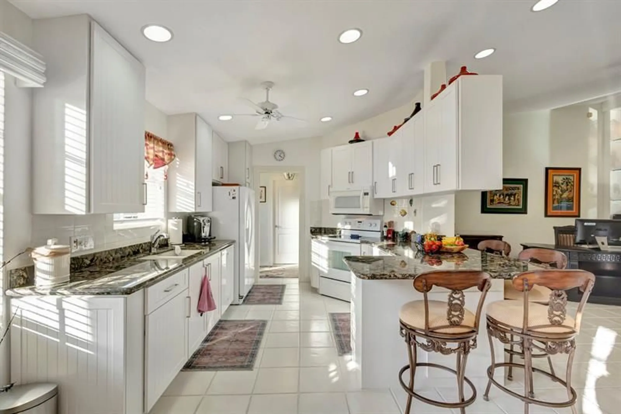 Property Slideshow image 13 of 45 | 7028 gila ln, West Palm Beach, FL, 33411