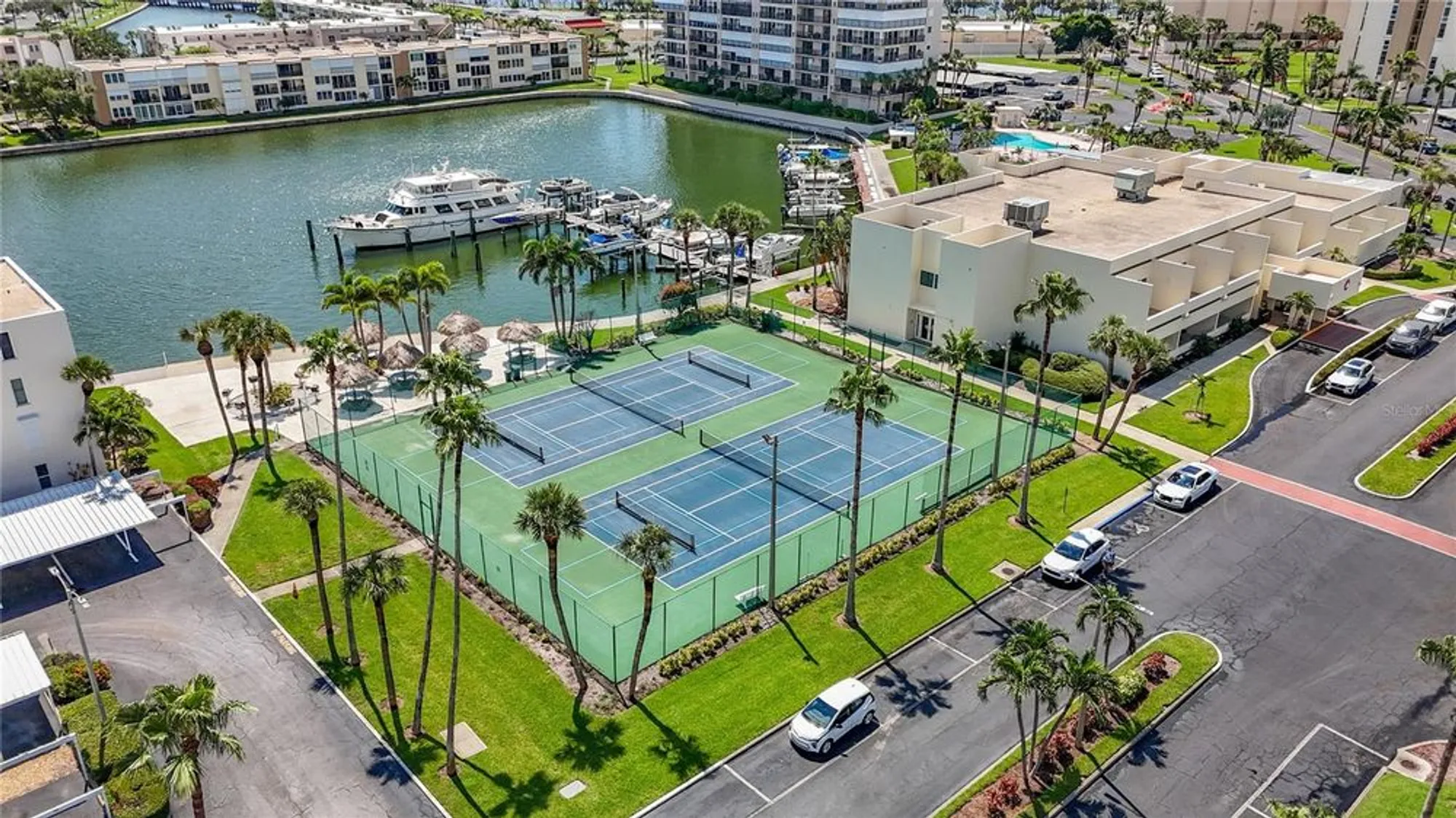 Property Slideshow image 48 of 62 | 7625 sun island dr 307, South Pasadena, FL, 33707