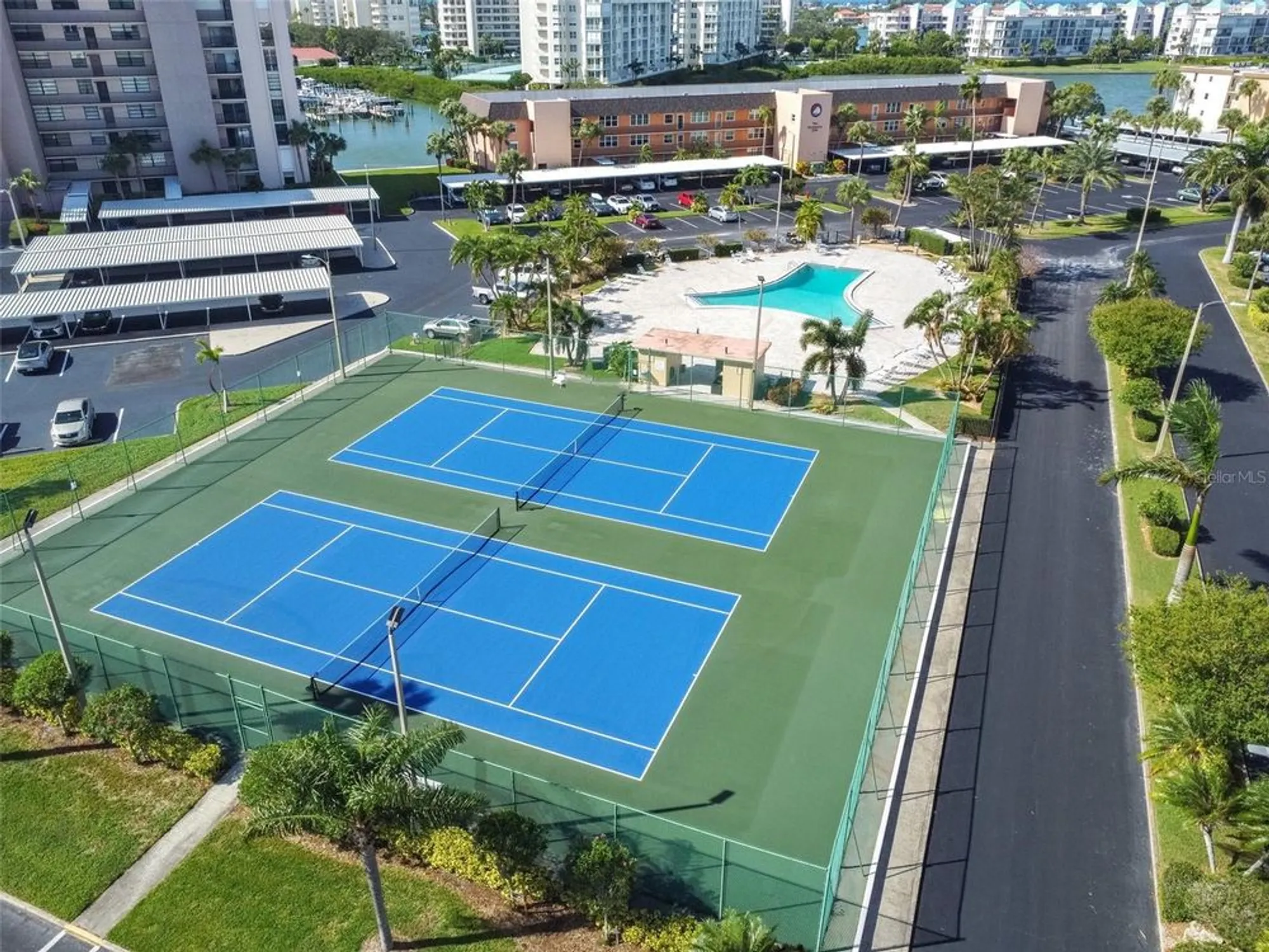 Property Slideshow image 61 of 73 | 7300 sun island dr 1705, South Pasadena, FL, 33707