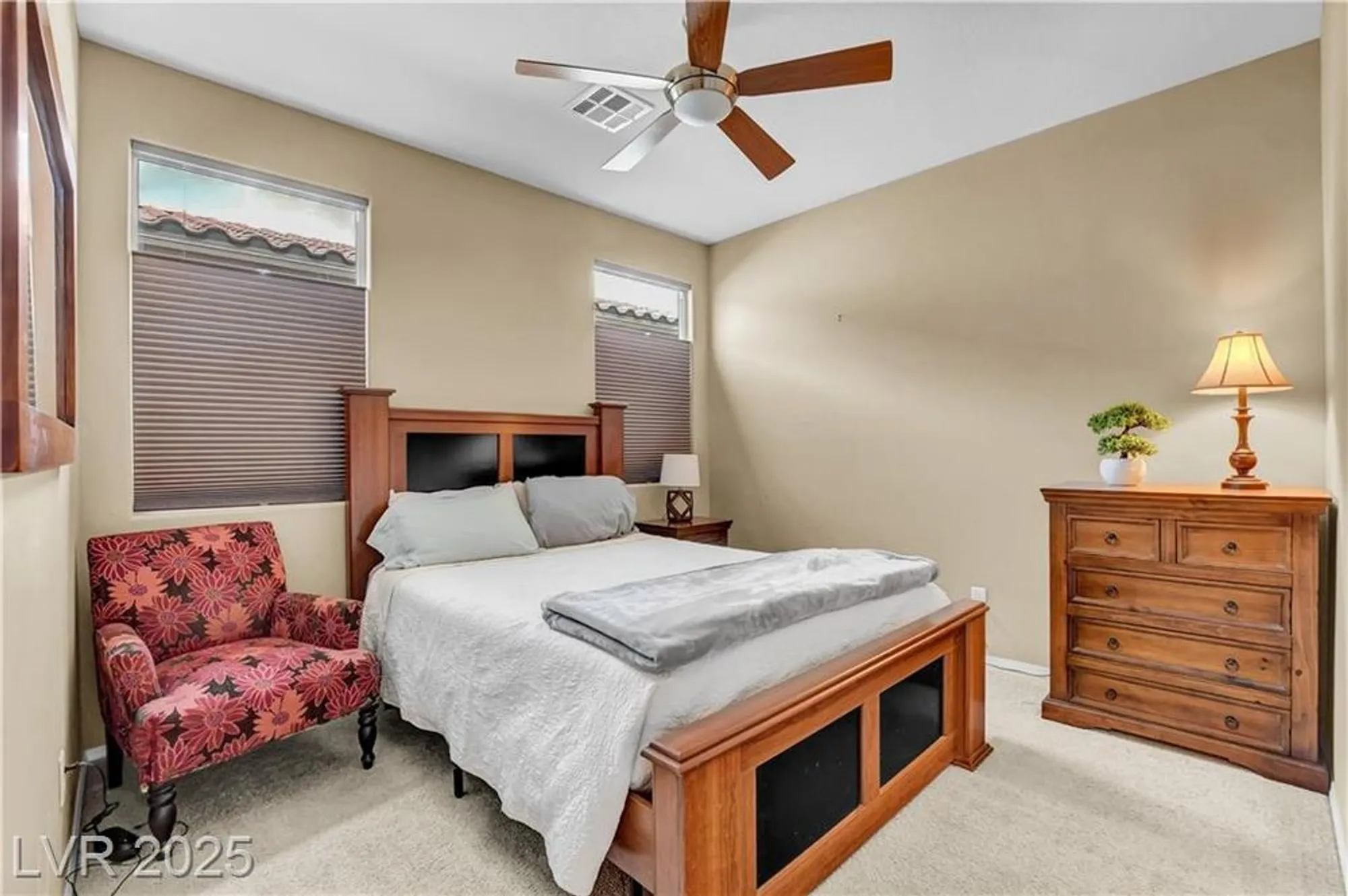 Property Slideshow image 30 of 82 | 5749 keystone crest st, North Las Vegas, NV, 89081