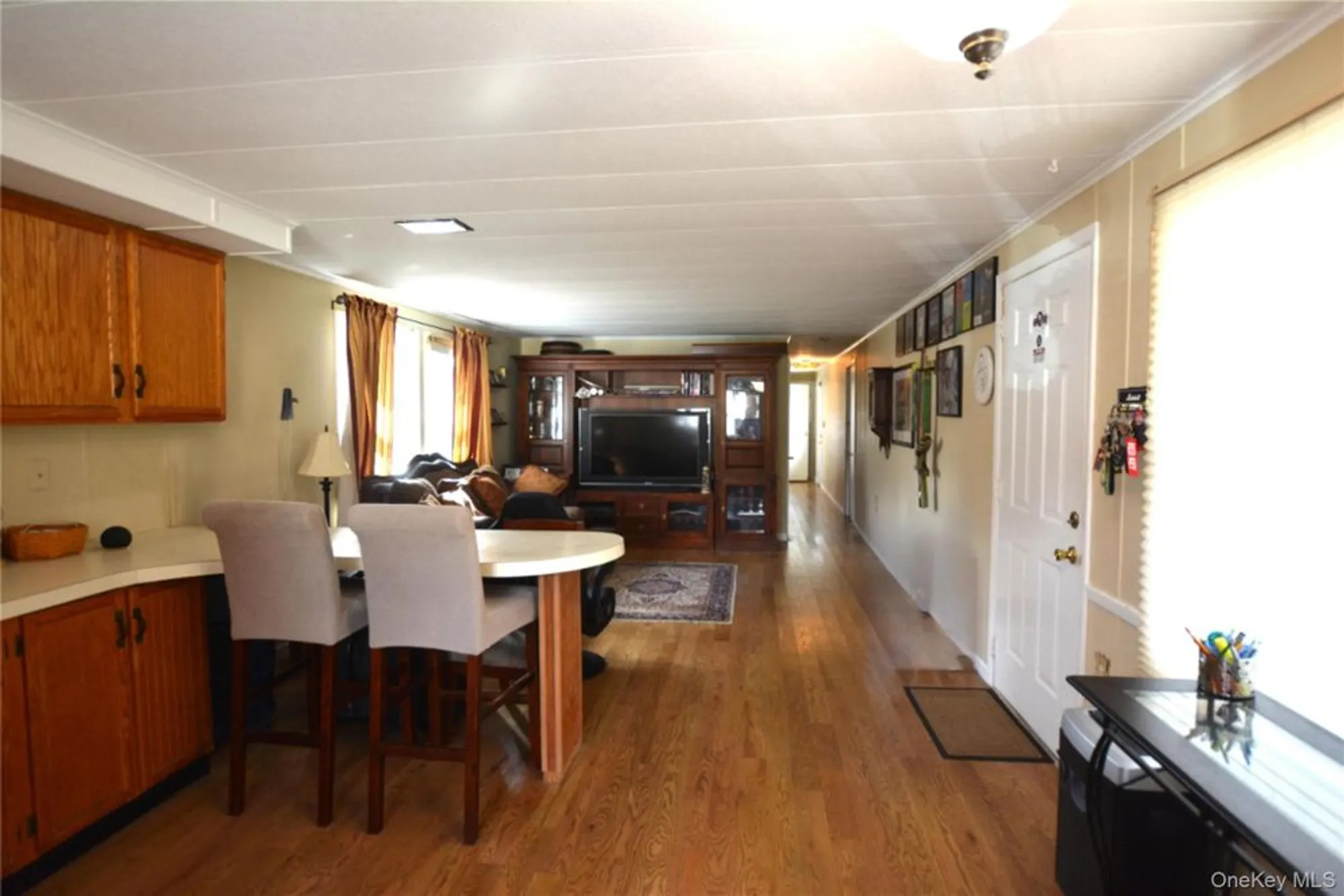 Property Slideshow image 5 of 25 | 19 dogwood ln, Manorville, NY, 11949