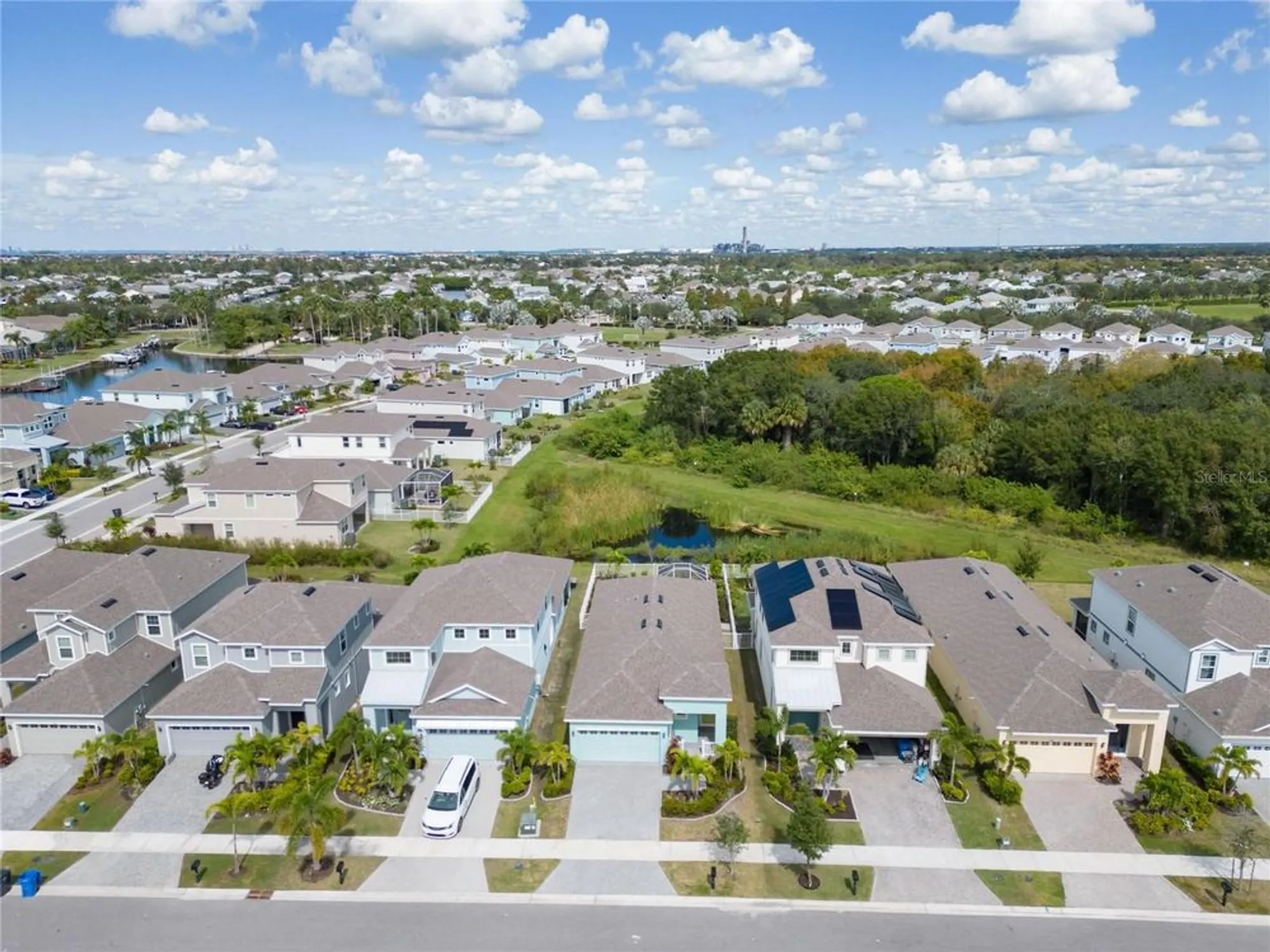 Property Slideshow image 62 of 91 | 411 sandsend ct, Apollo Beach, FL, 33572